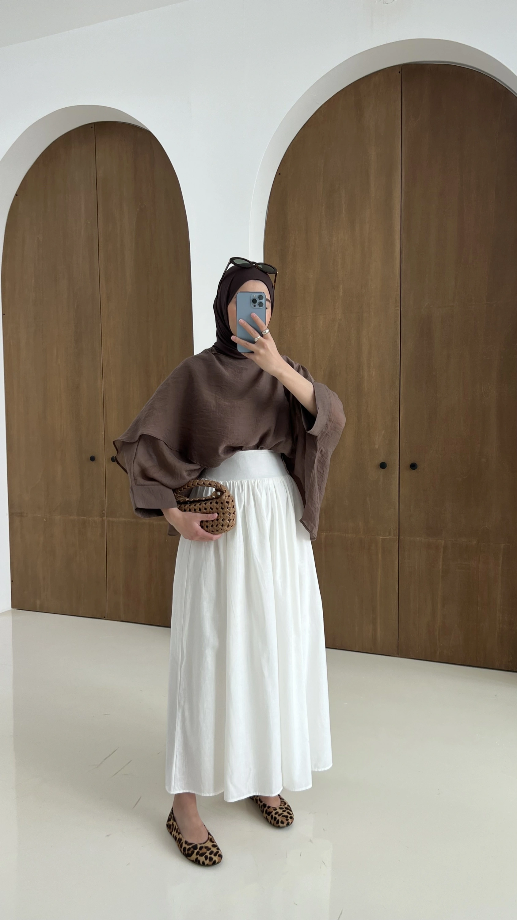 2926 KETEN BÜZGÜLÜ YÜKSEK BEL ETEK BEYAZ