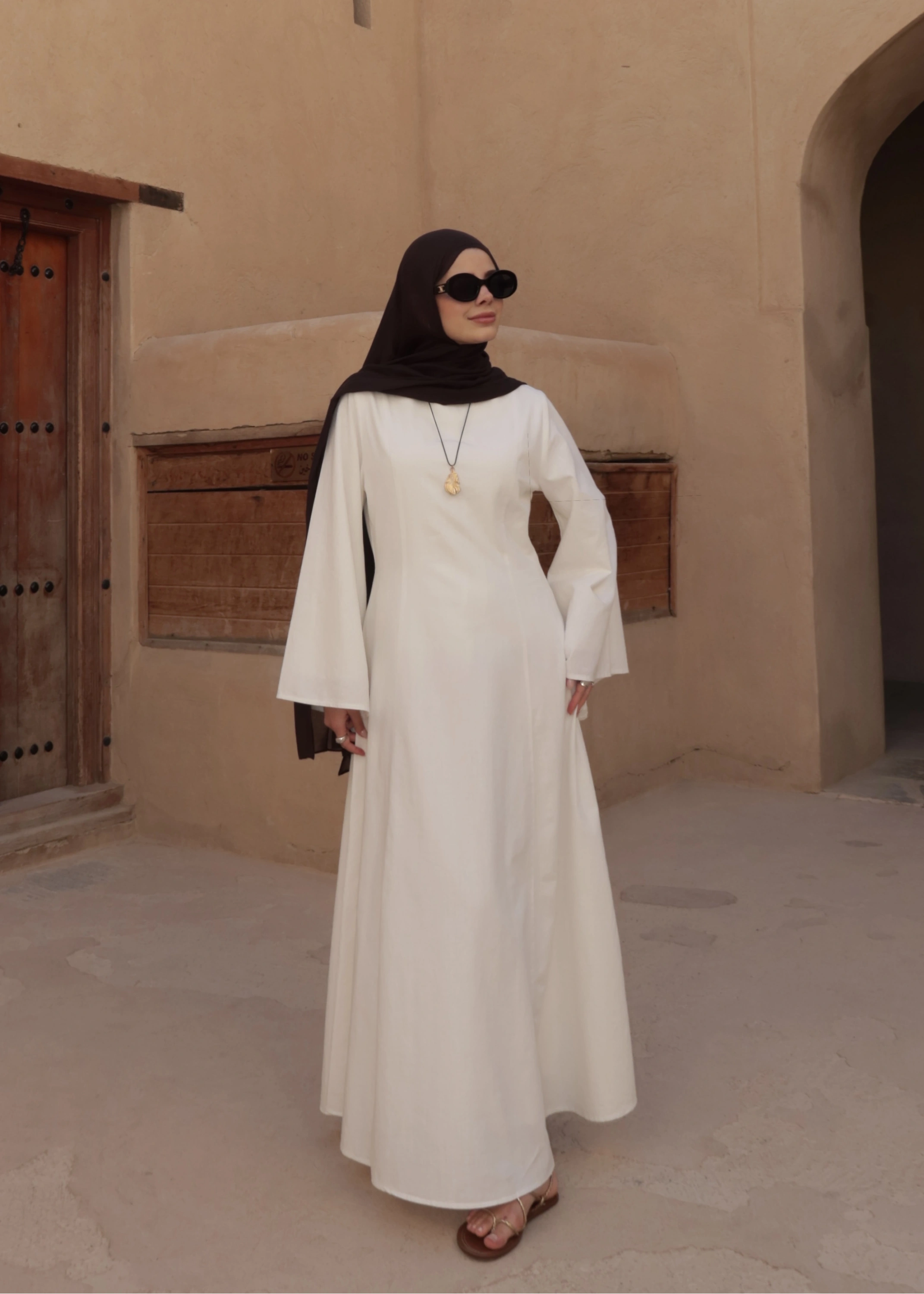 2360 ASİMETRİK GENİŞ KOL ELBİSE beyaz