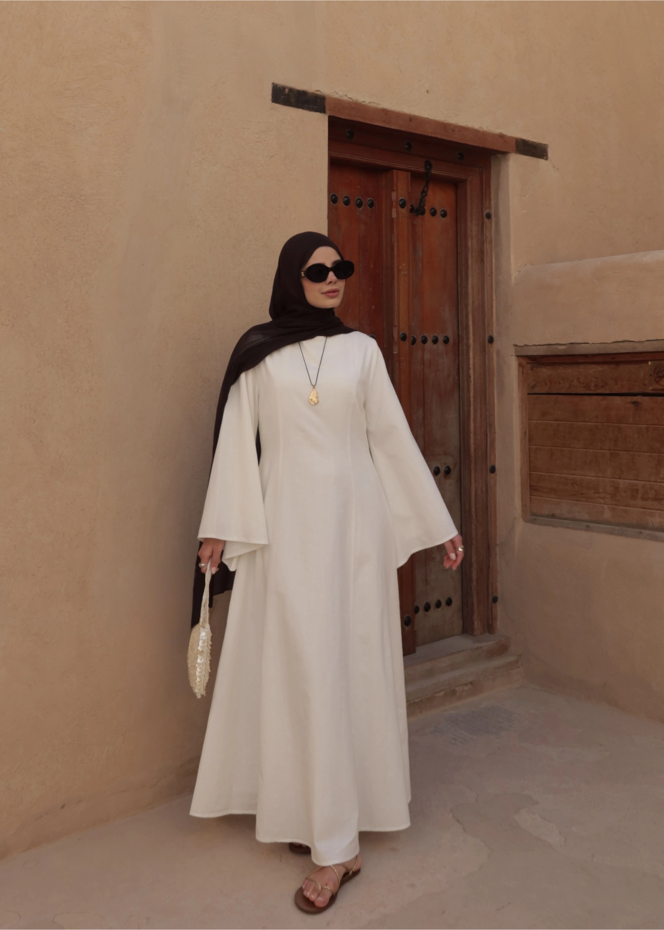 2360 ASİMETRİK GENİŞ KOL ELBİSE beyaz