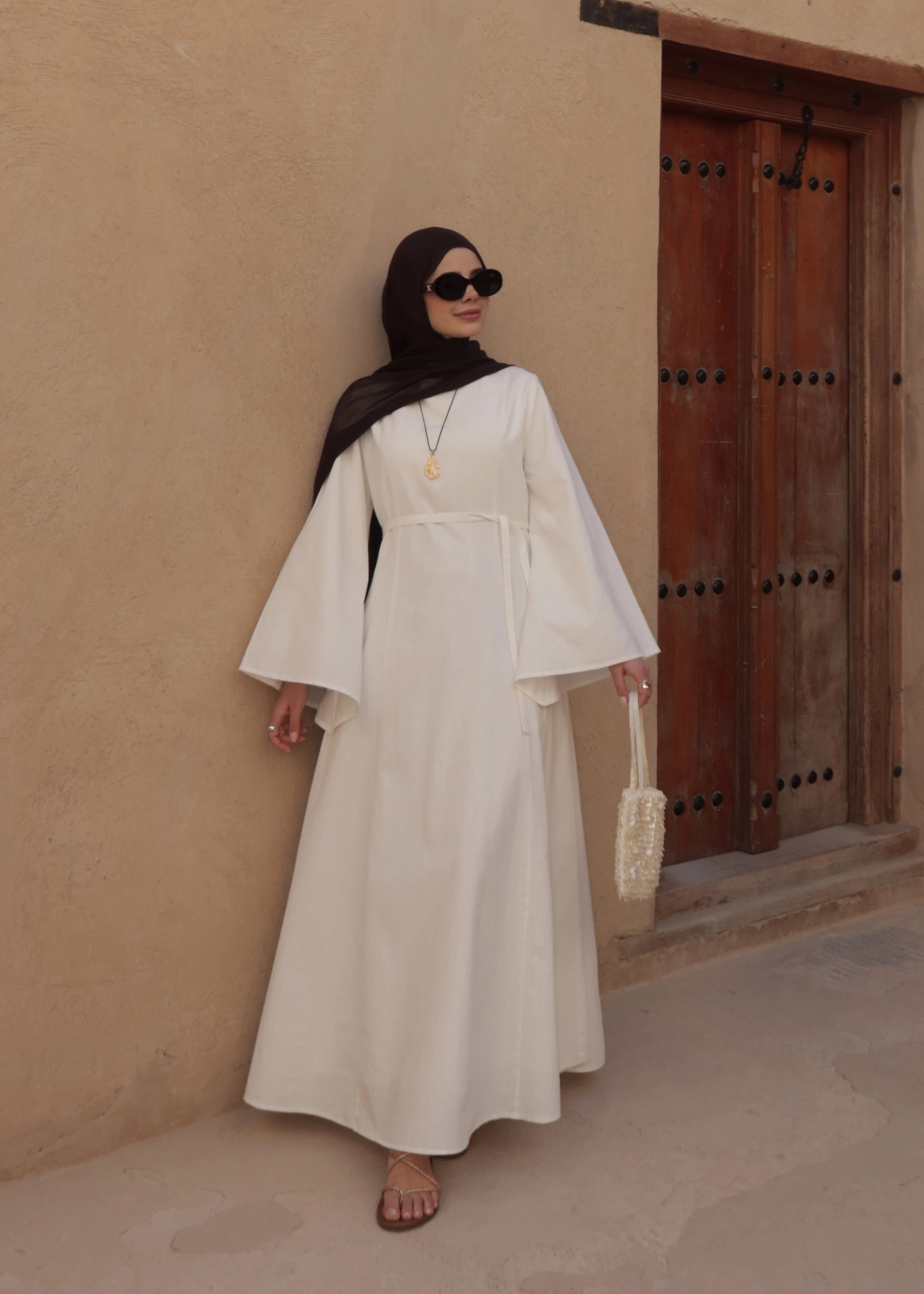 2360 ASİMETRİK GENİŞ KOL ELBİSE beyaz