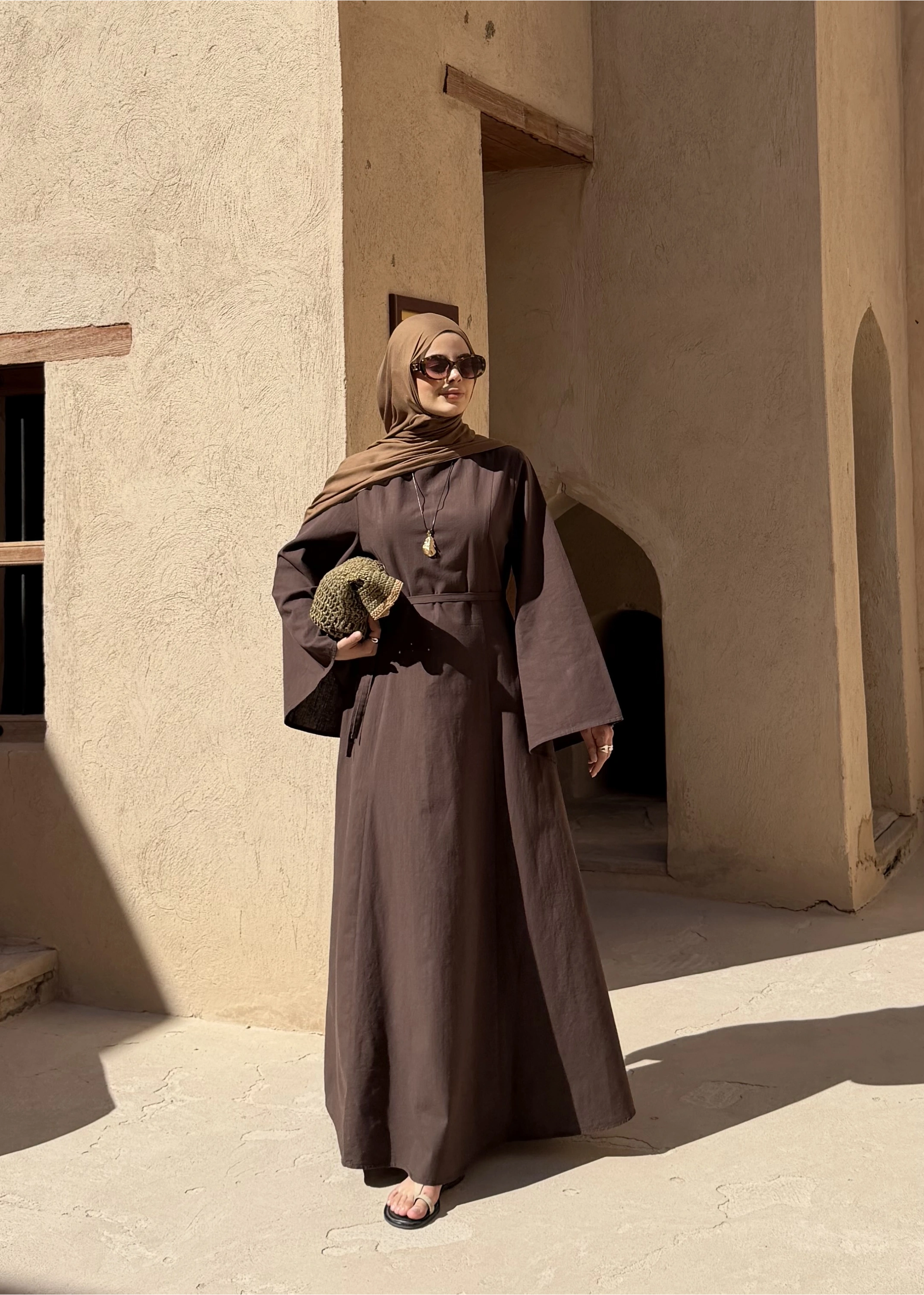 2360 ASİMETRİK GENİŞ KOL ELBİSE kahve