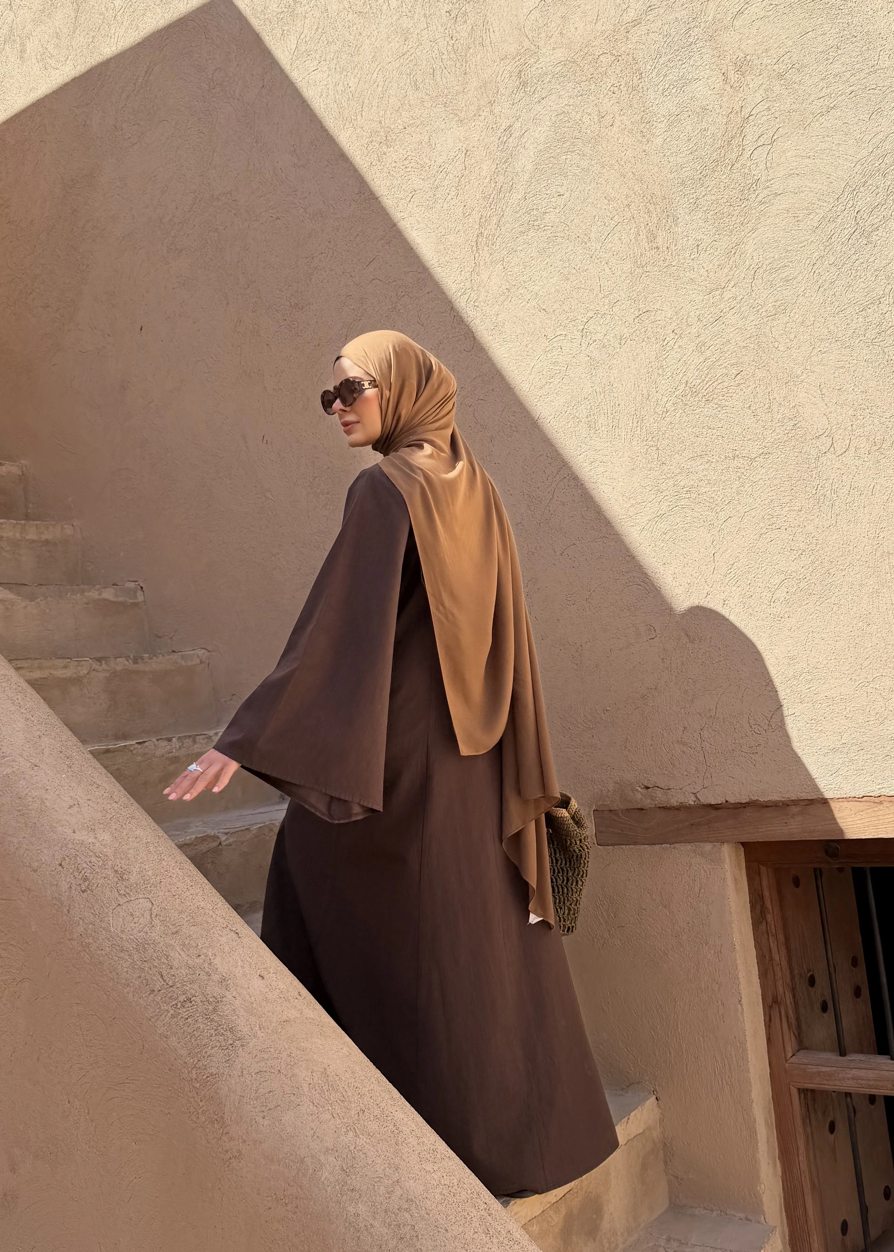 2360 ASİMETRİK GENİŞ KOL ELBİSE kahve