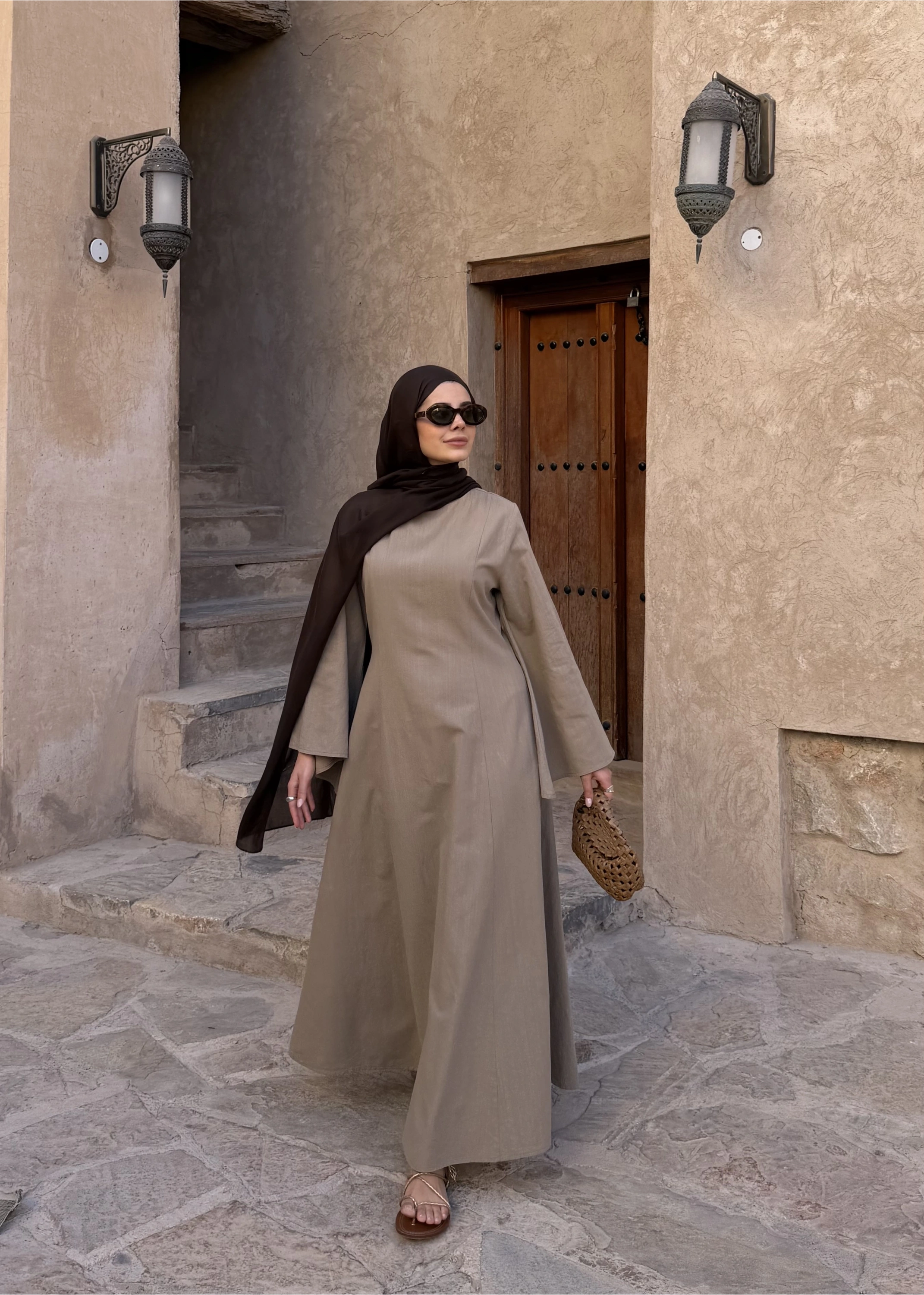 2360 ASİMETRİK GENİŞ KOL ELBİSE vizon