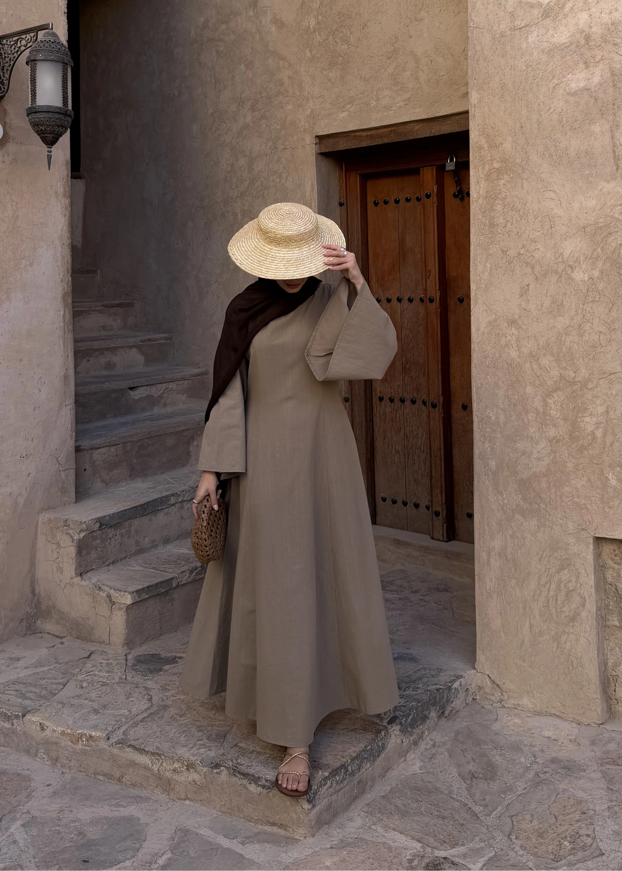 2360 ASİMETRİK GENİŞ KOL ELBİSE vizon