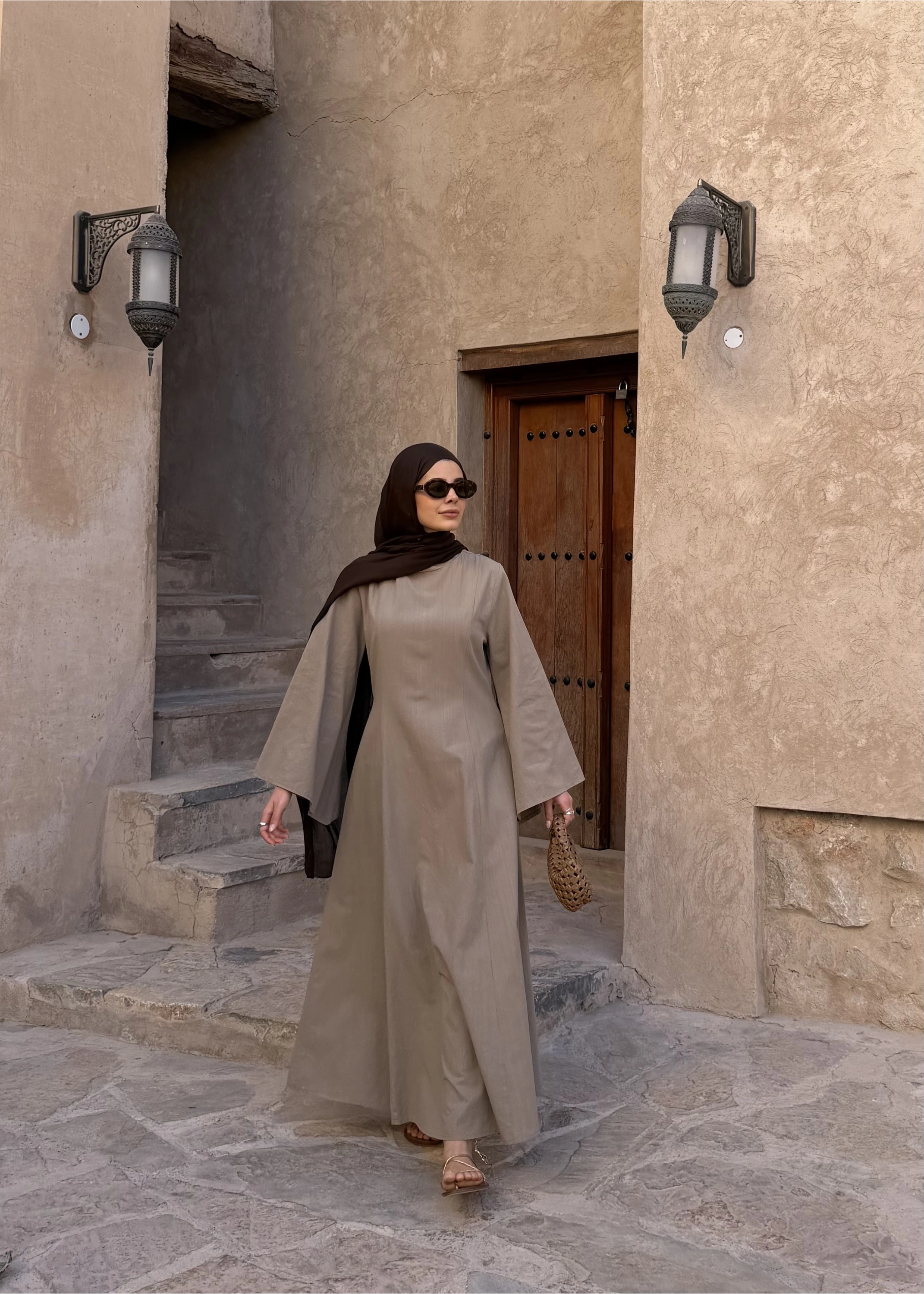 2360 ASİMETRİK GENİŞ KOL ELBİSE vizon