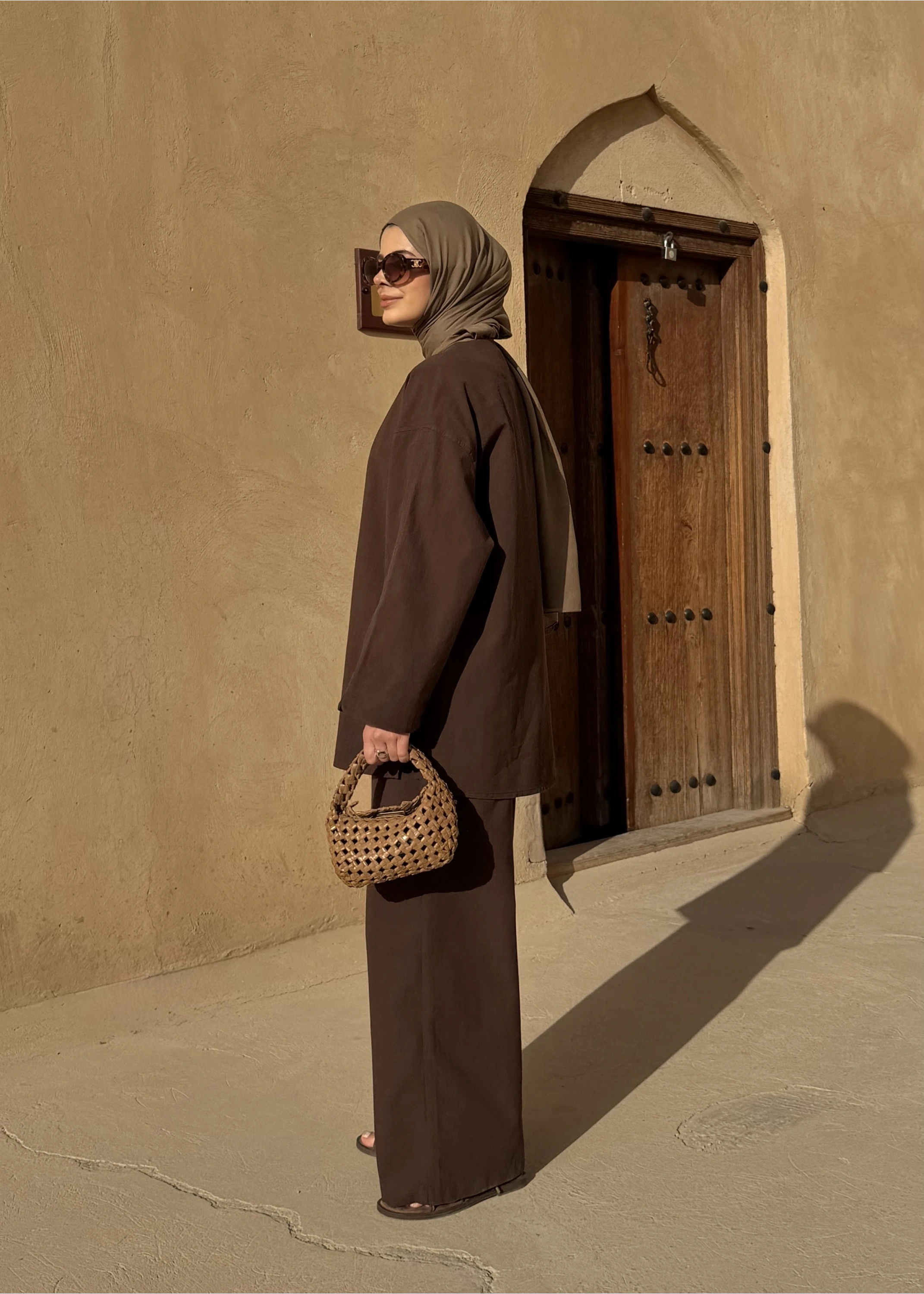 8977 MİNİK DÜĞME KETEN TAKIM kahve