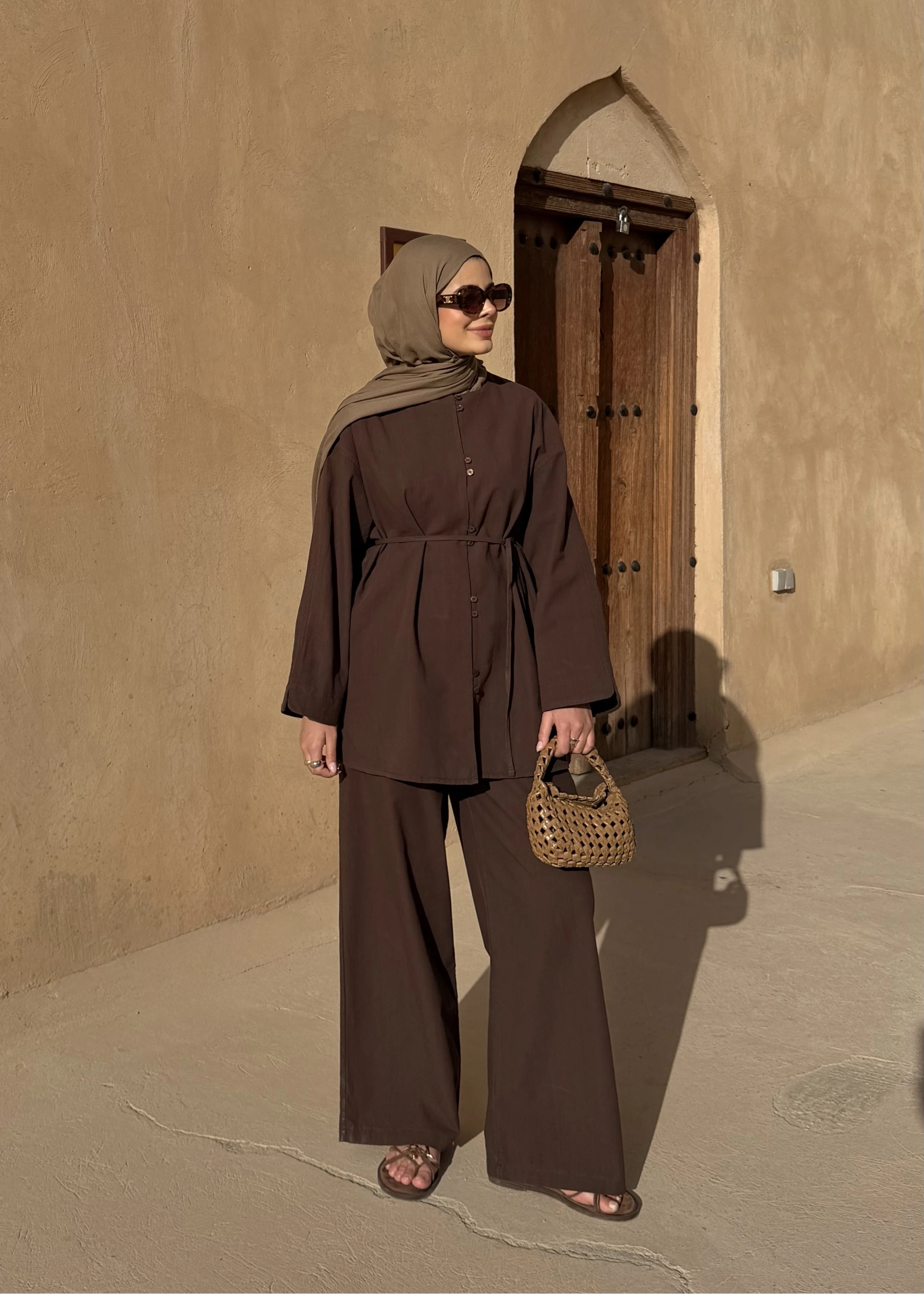 8977 MİNİK DÜĞME KETEN TAKIM kahve