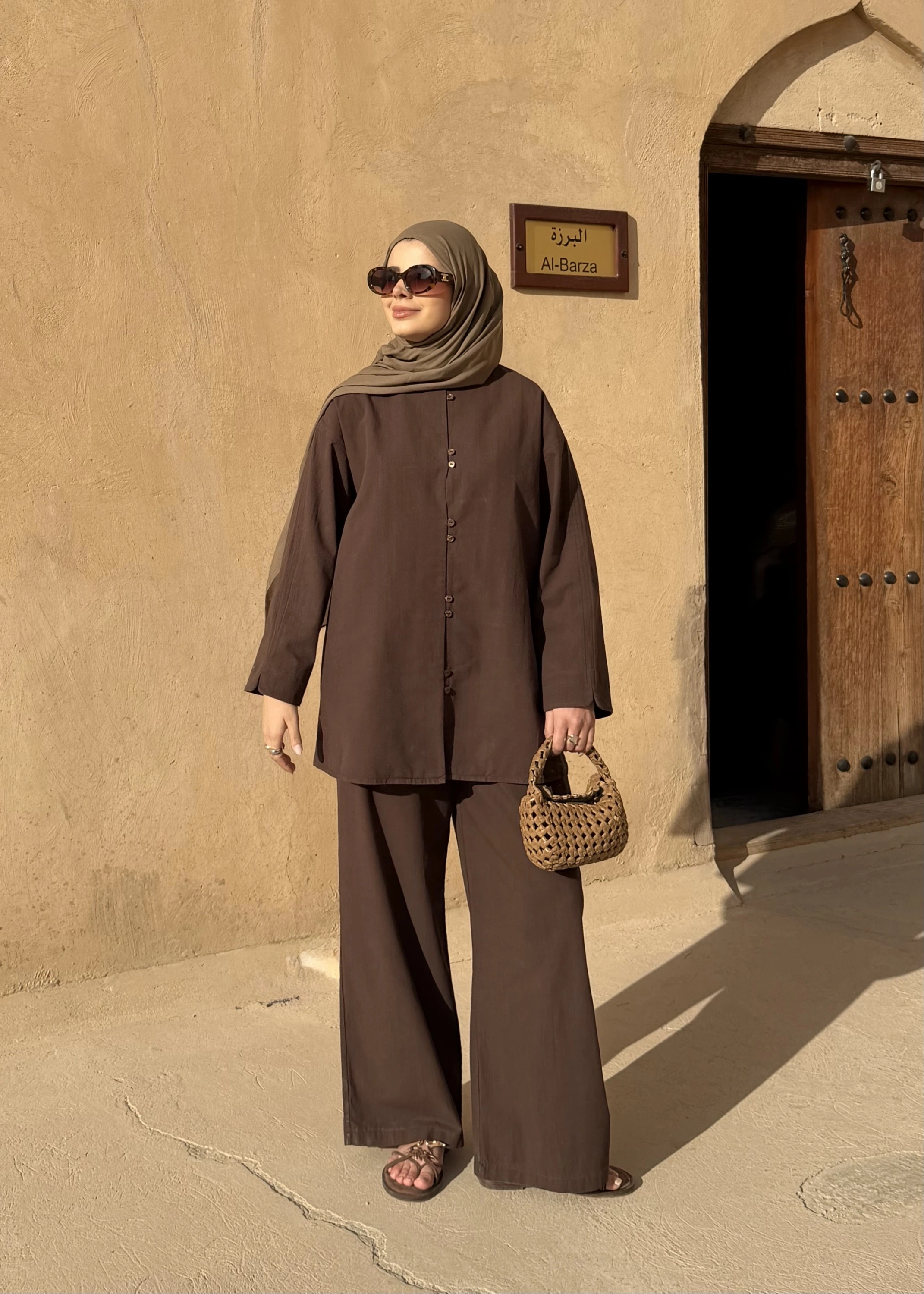 8977 MİNİK DÜĞME KETEN TAKIM kahve