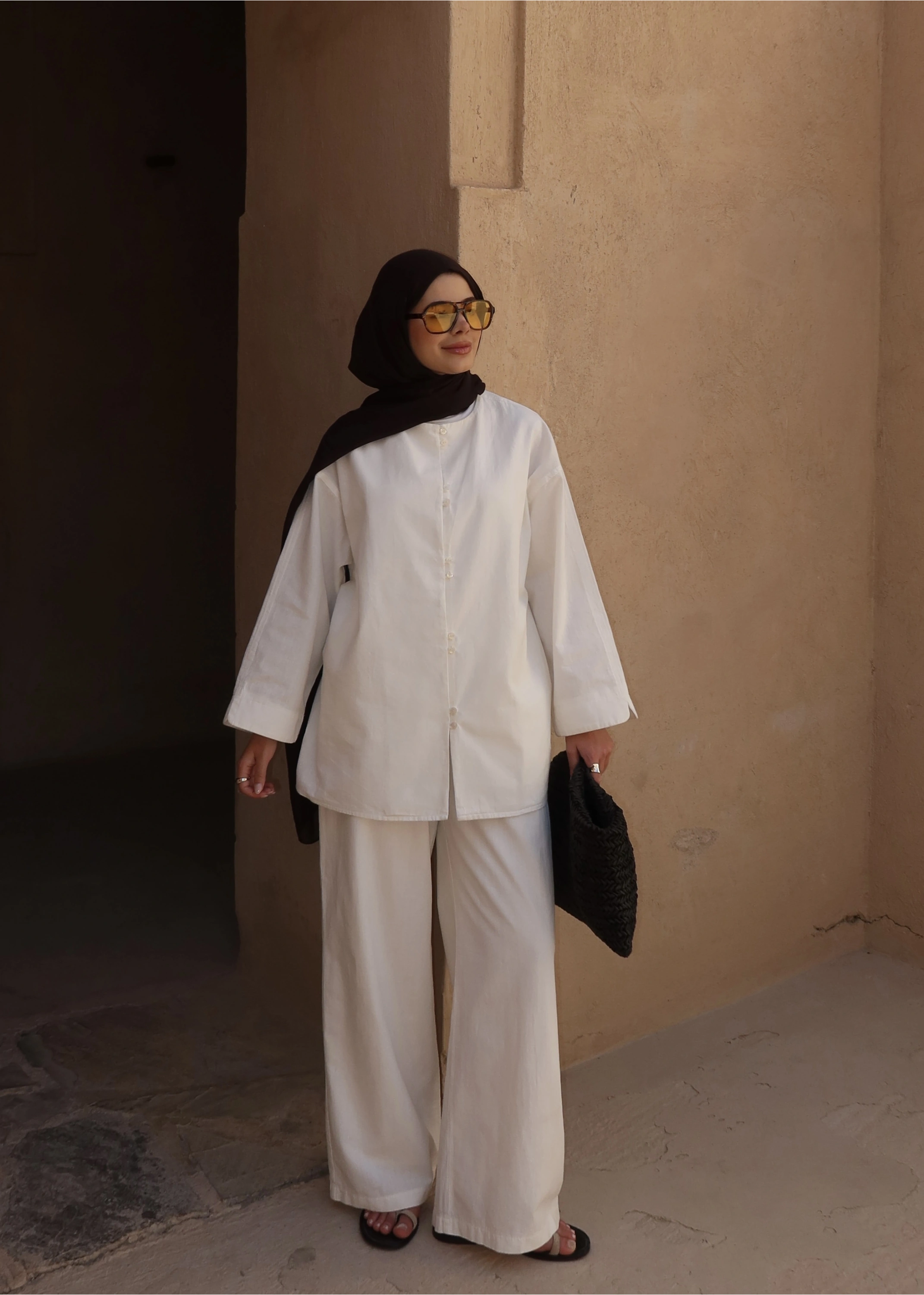 8977 MİNİK DÜĞME KETEN TAKIM BEYAZ