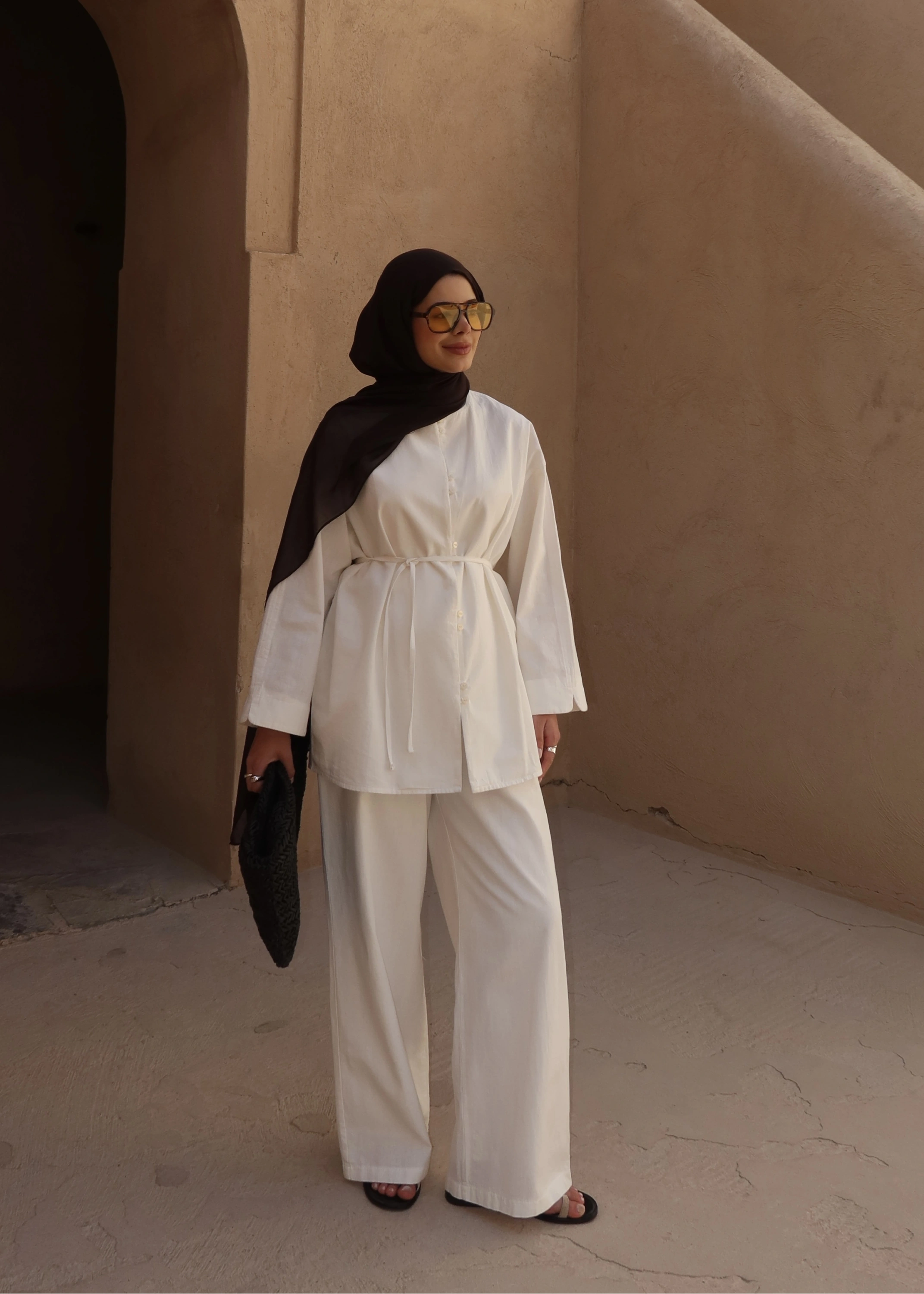 8977 MİNİK DÜĞME KETEN TAKIM BEYAZ