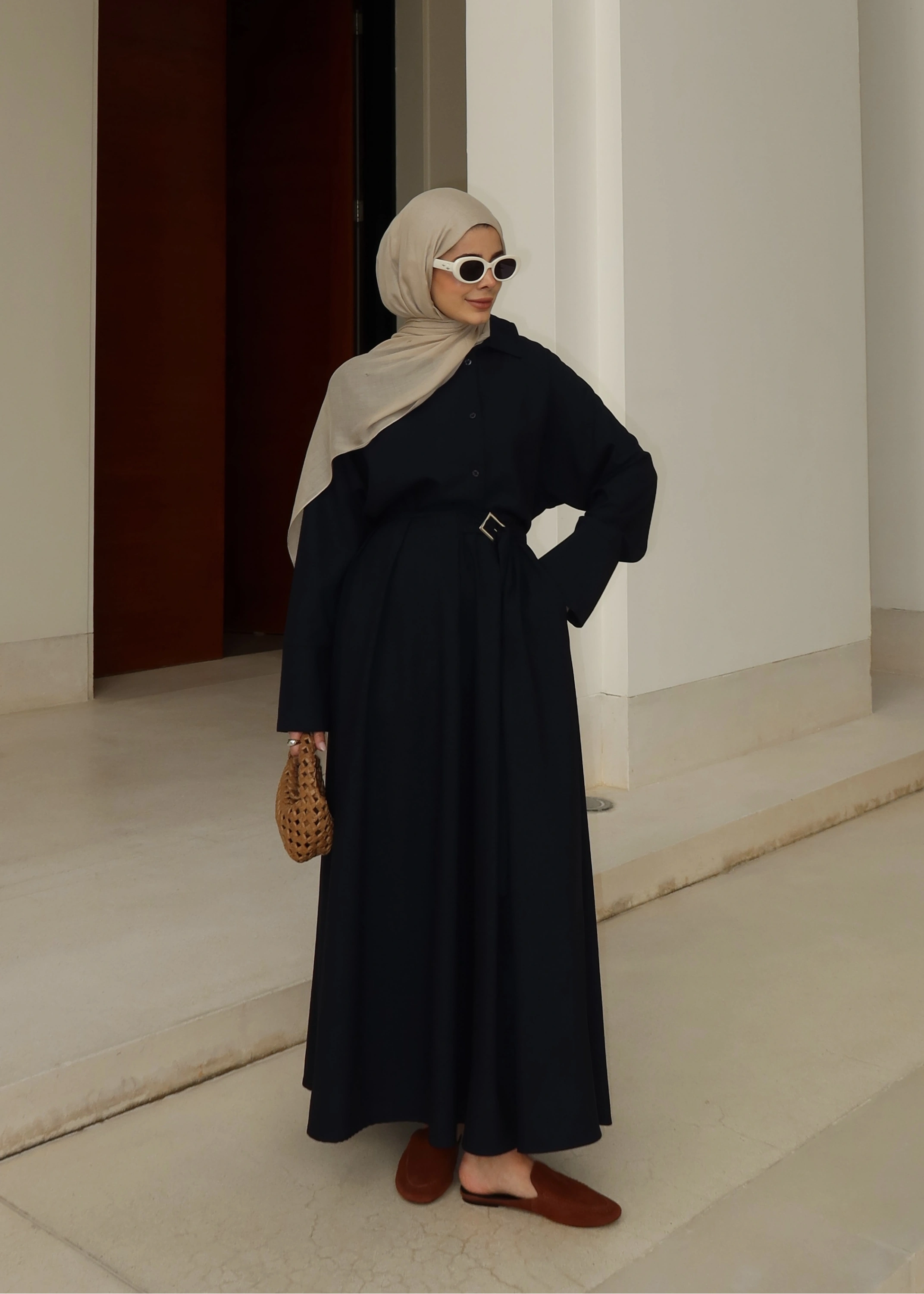 KEMER DETAY ETEKLİ TAKIM LACİVERT