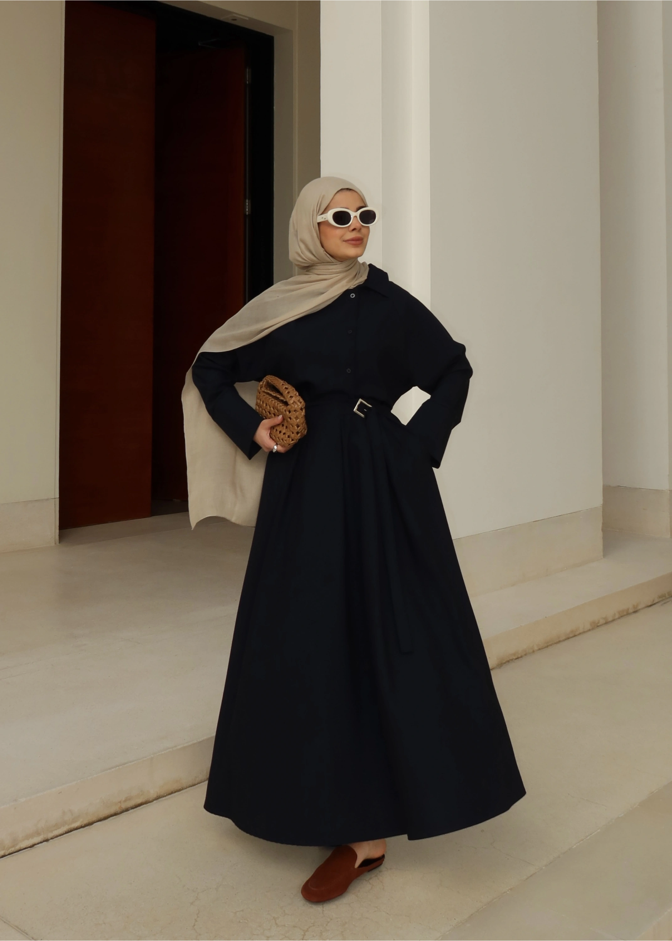 KEMER DETAY ETEKLİ TAKIM LACİVERT