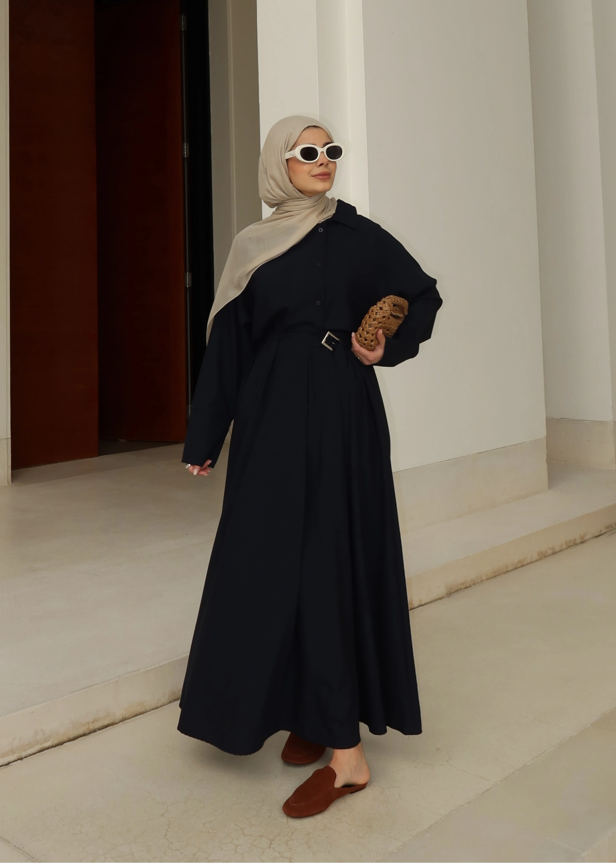 KEMER DETAY ETEKLİ TAKIM LACİVERT