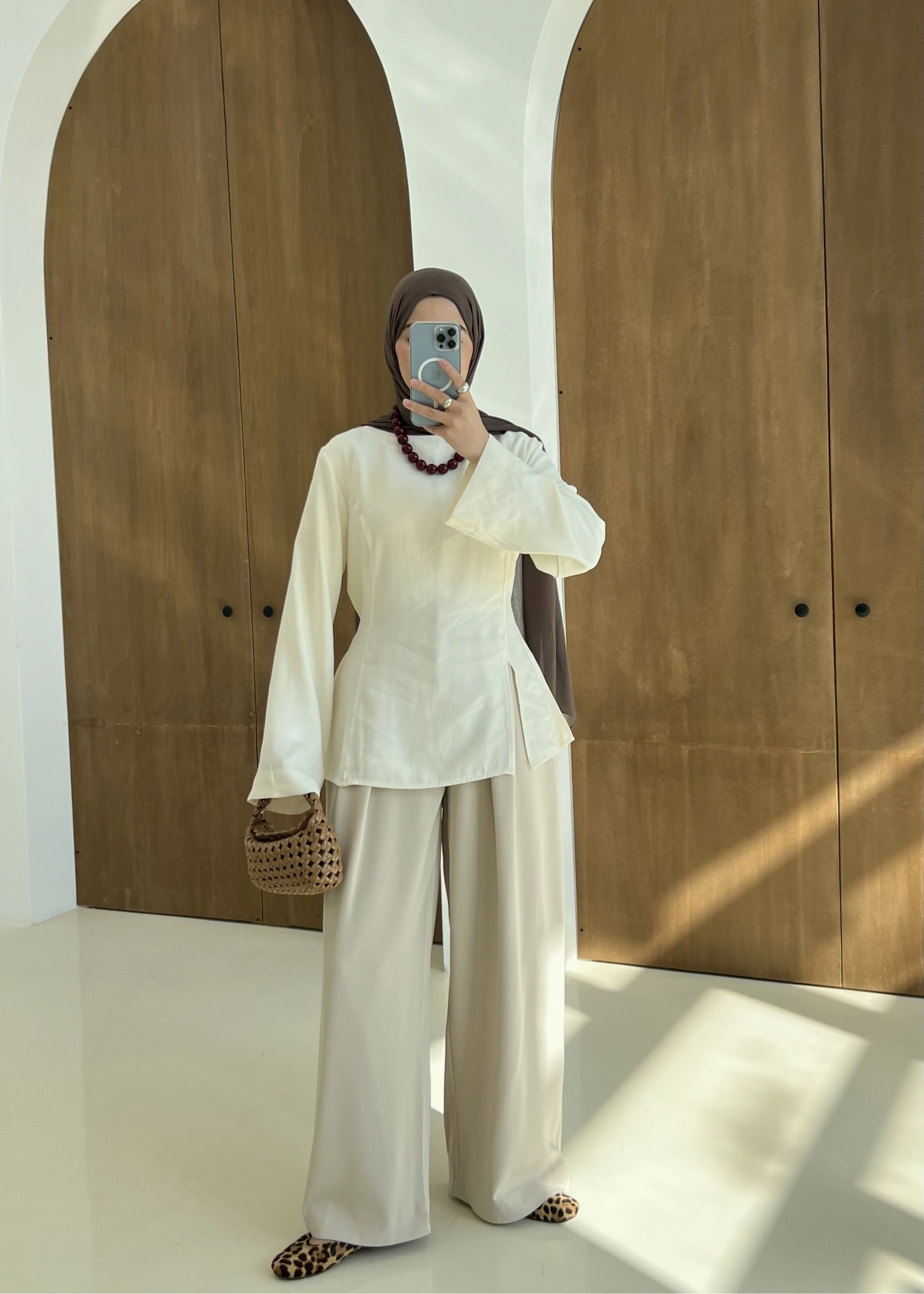 2019 Yırtmaçlı bluz vanilya