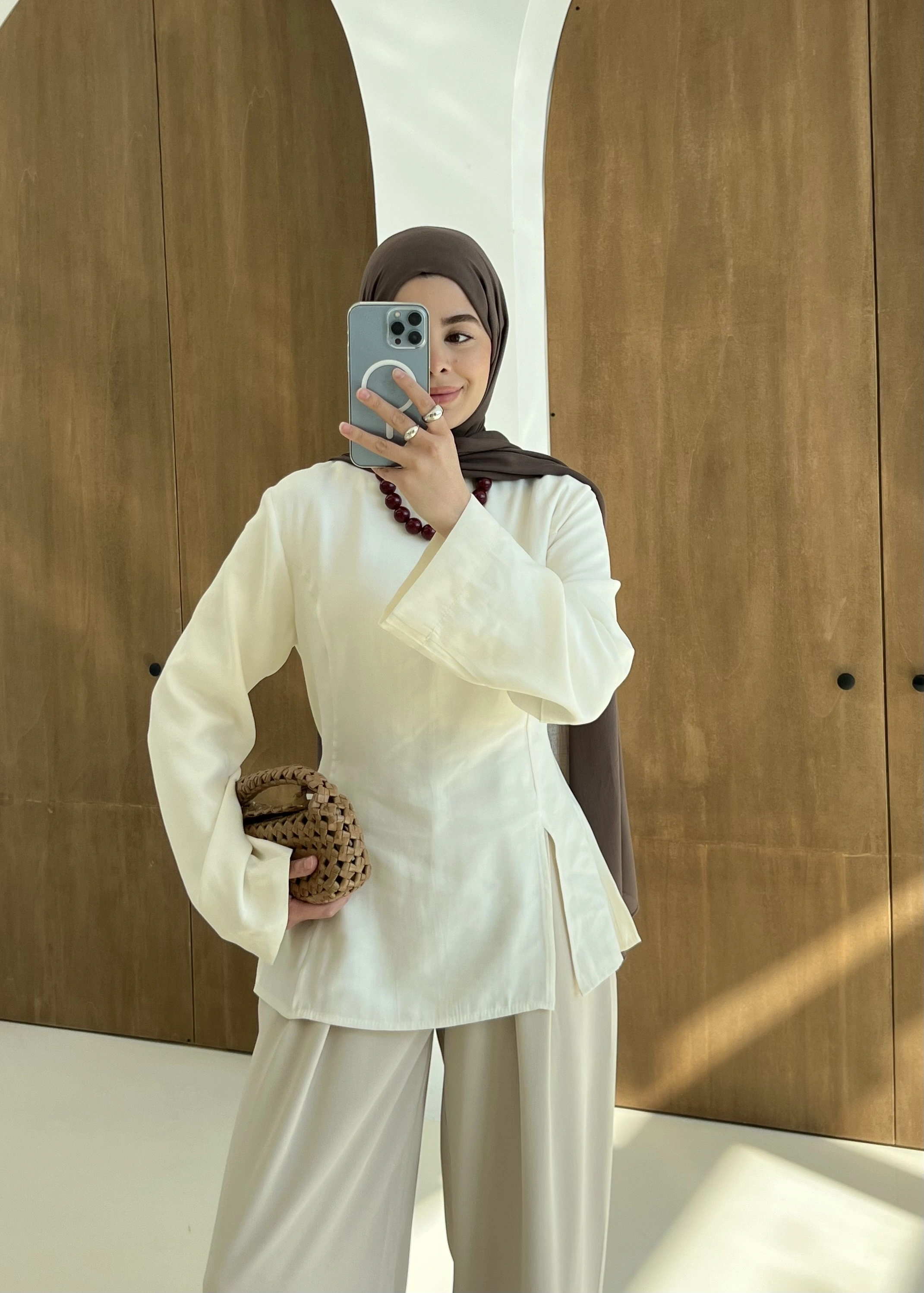 2019 Yırtmaçlı bluz vanilya