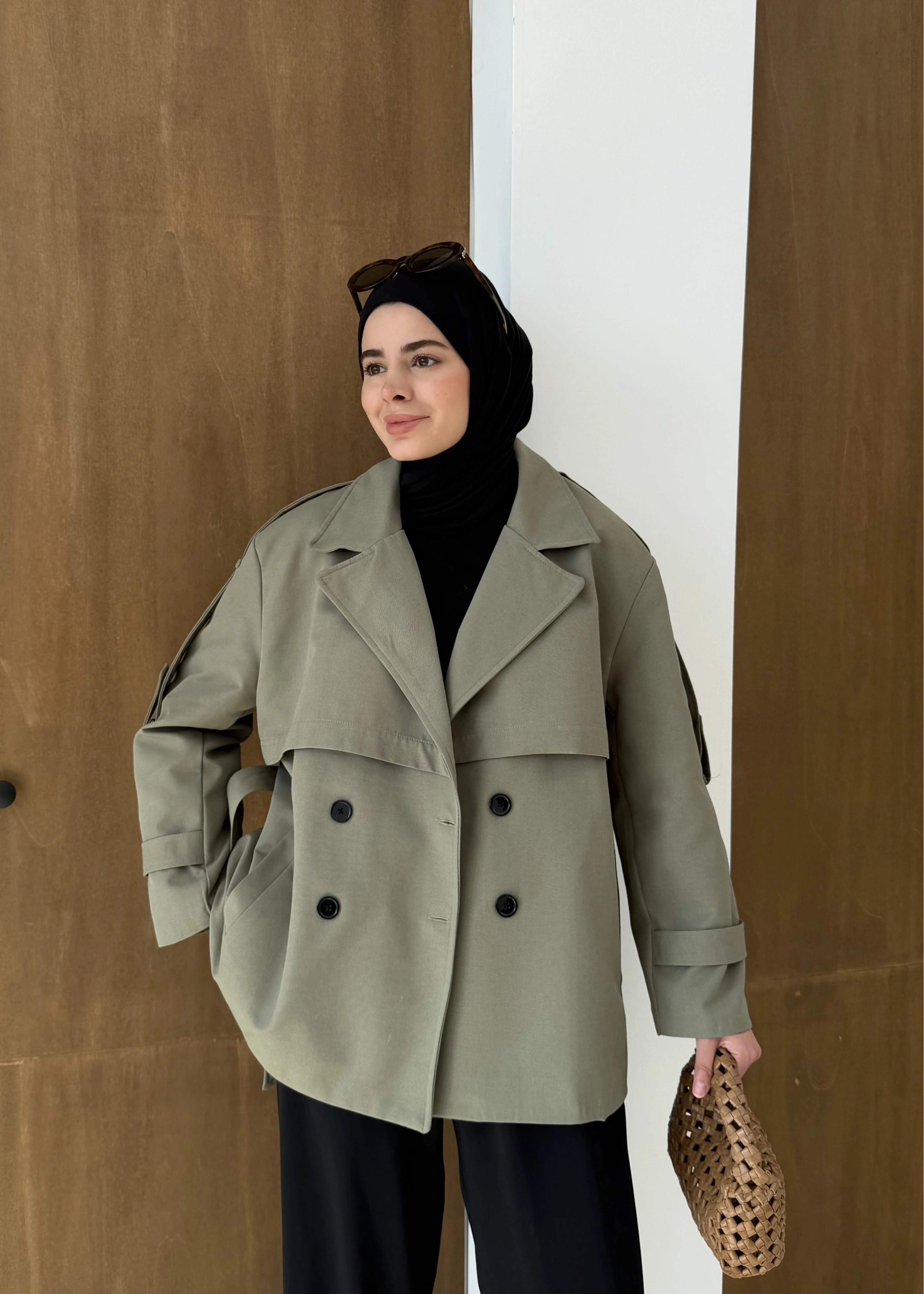 KUŞAKLI ASTARLI TRENÇKOT yeşil