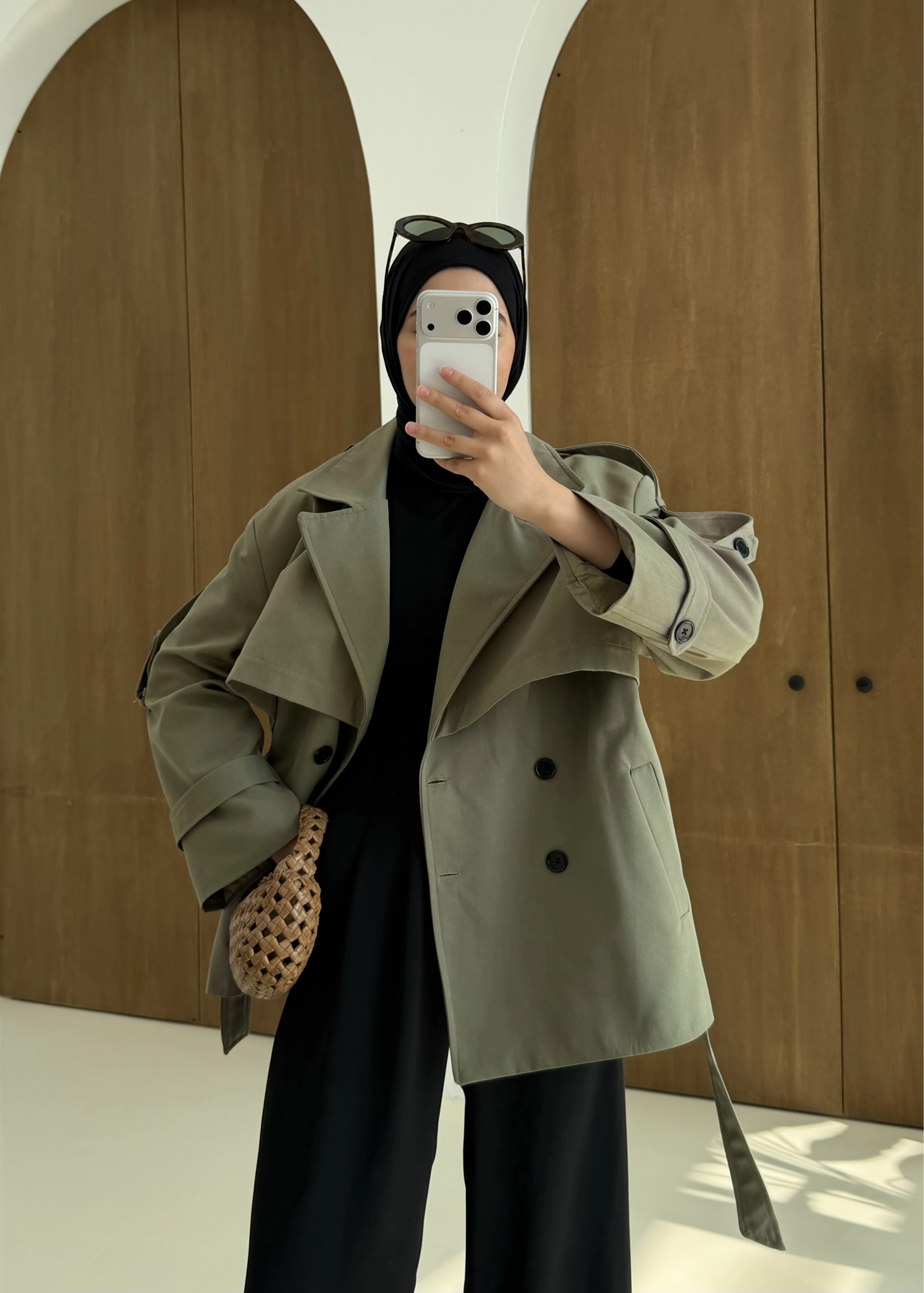 KUŞAKLI ASTARLI TRENÇKOT yeşil