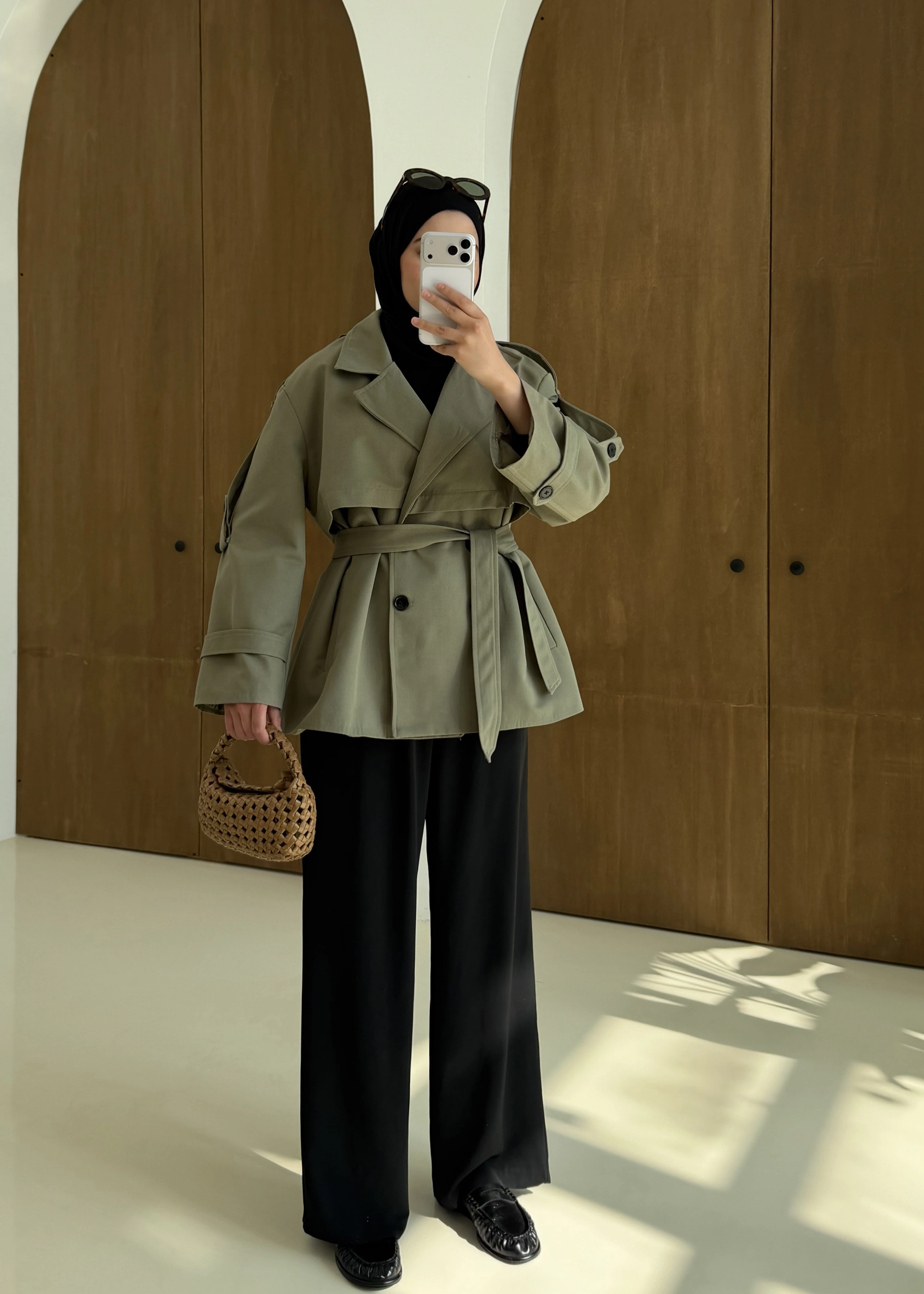 KUŞAKLI ASTARLI TRENÇKOT yeşil