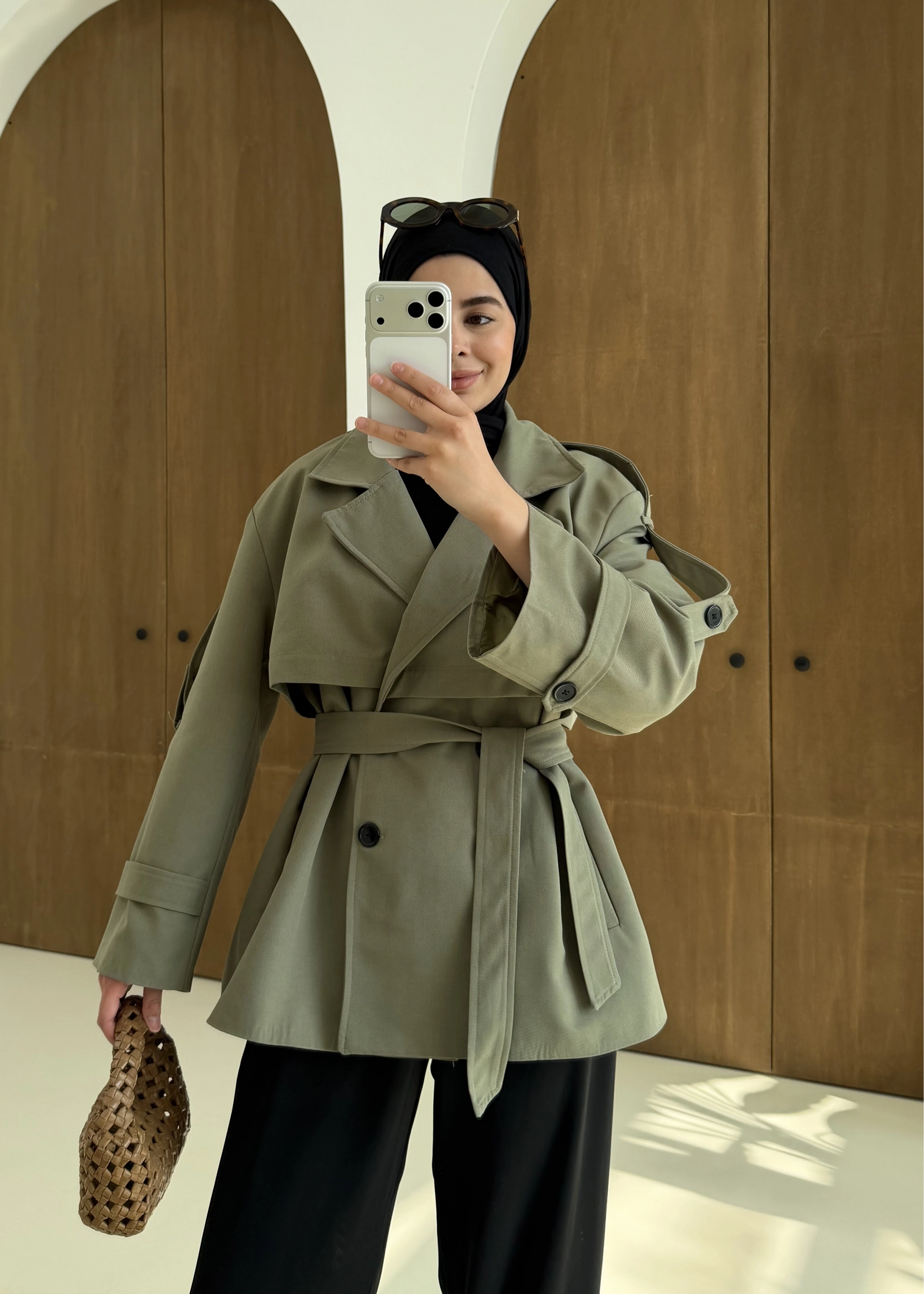 KUŞAKLI ASTARLI TRENÇKOT yeşil