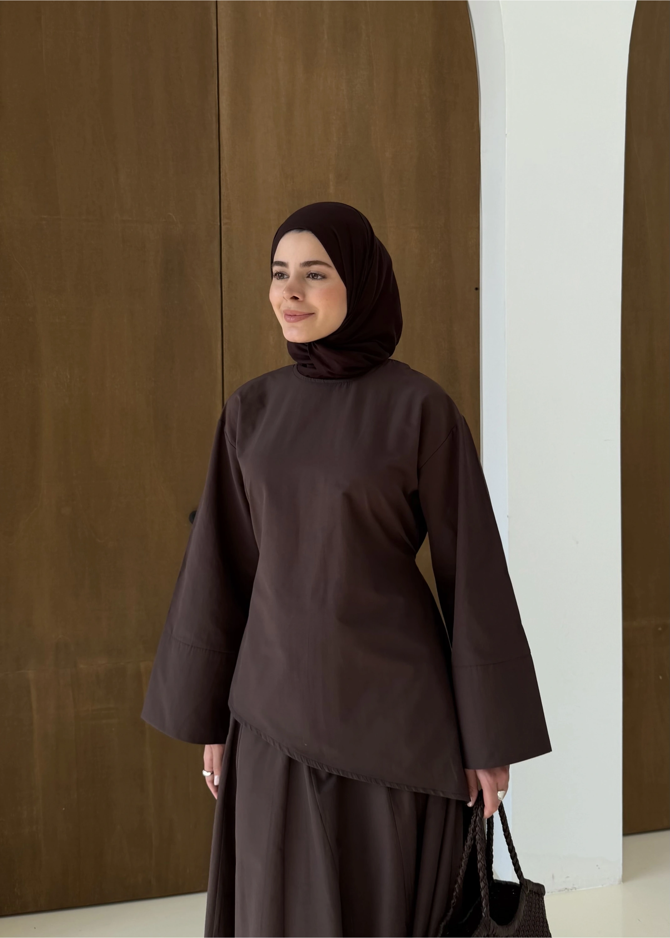 6025 BELDEN BAĞLAMA POPLİN ETEKLİ TAKIM KAHVE