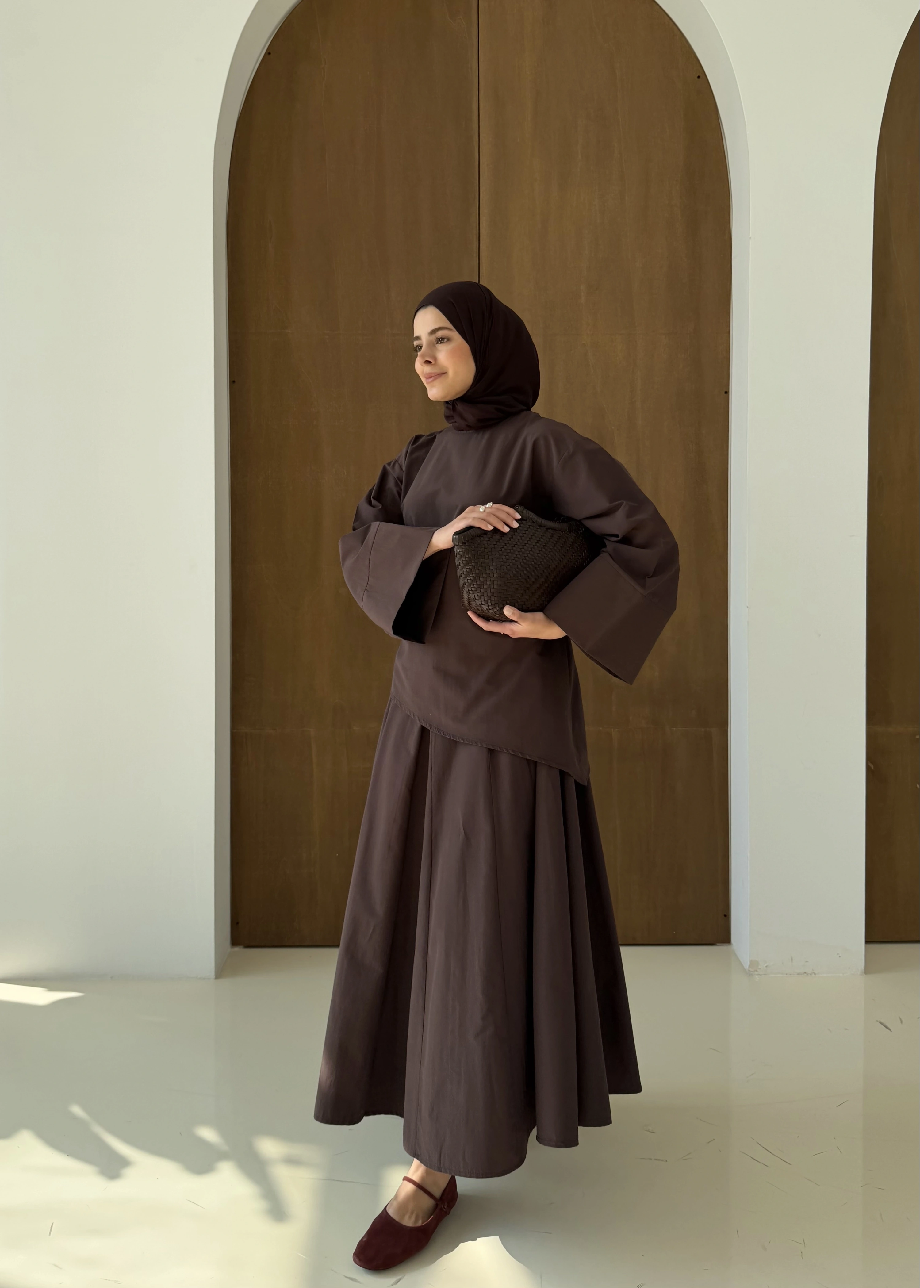 6025 BELDEN BAĞLAMA POPLİN ETEKLİ TAKIM KAHVE