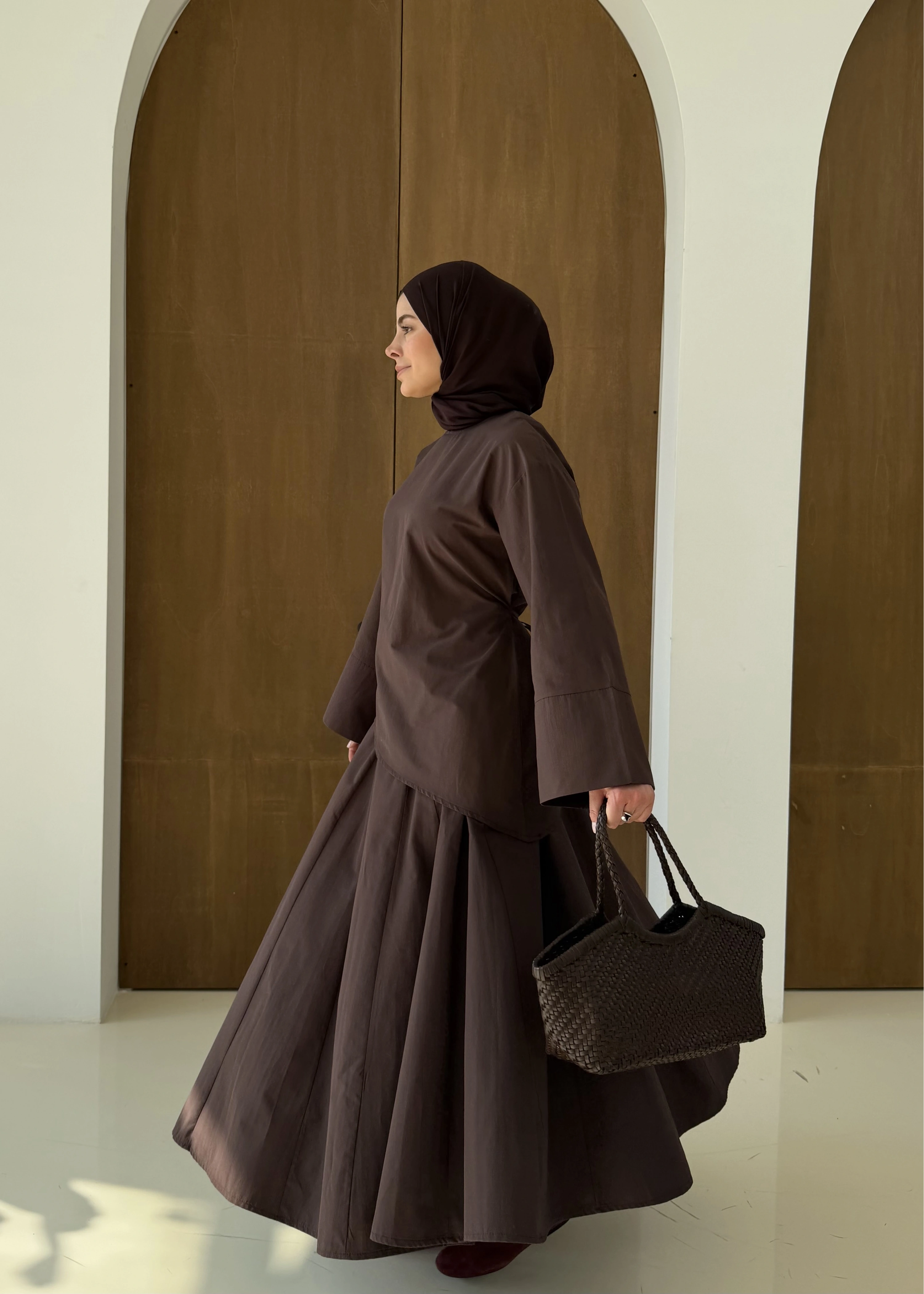 6025 BELDEN BAĞLAMA POPLİN ETEKLİ TAKIM KAHVE