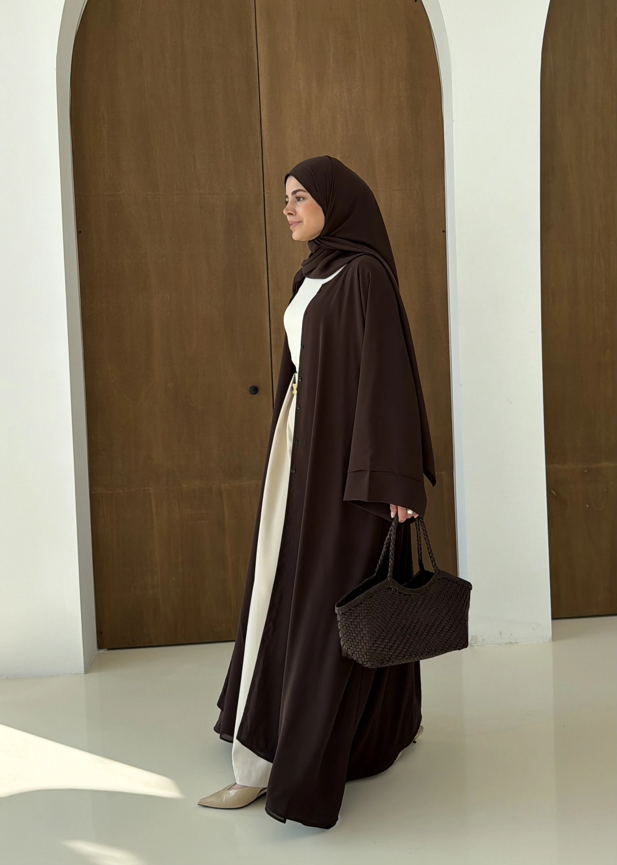 001 DÜĞMELİ ŞİFON ABAYA KAHVE