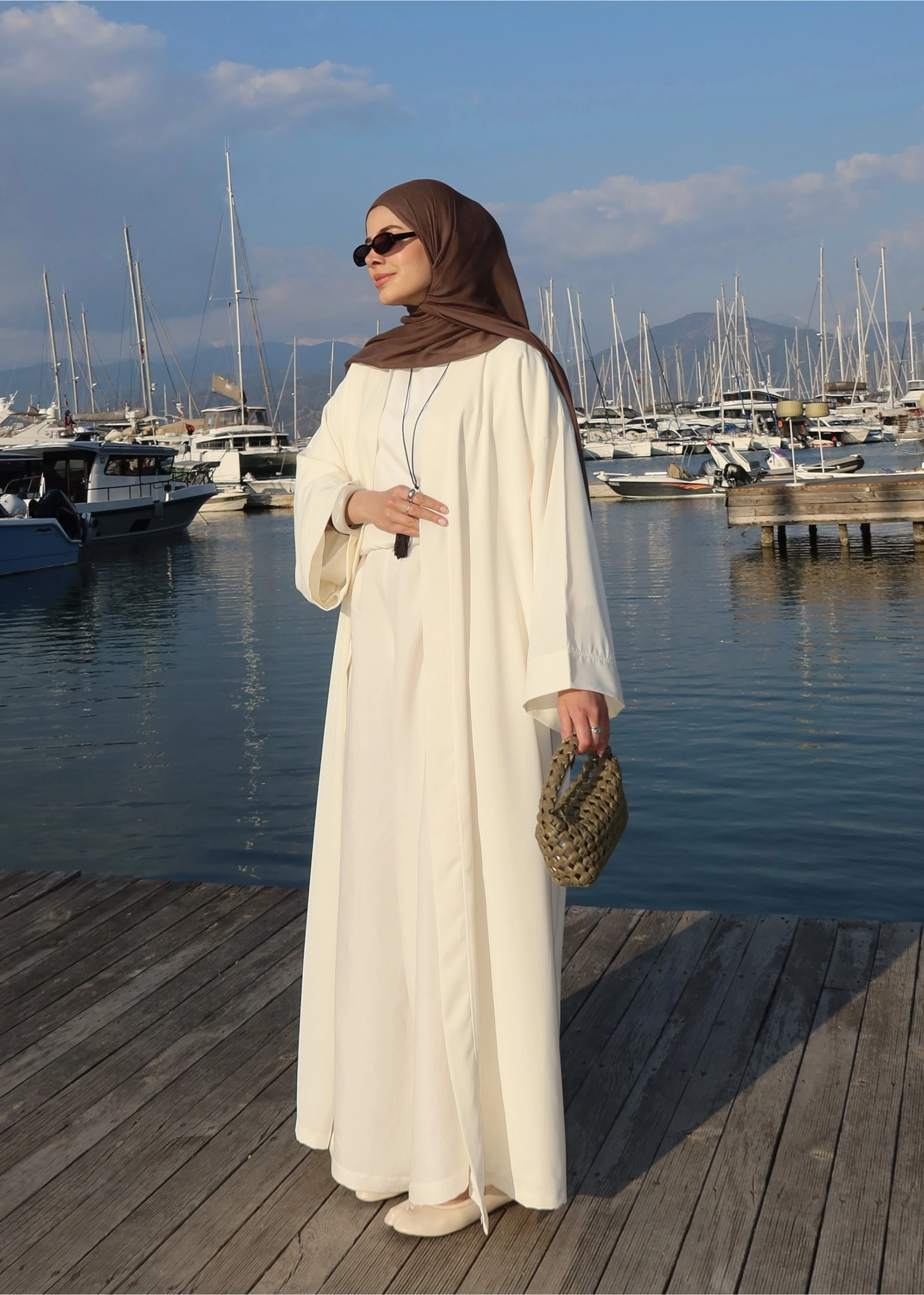 1002 DÖKÜMLÜ TENSEL ABAYA vanilya