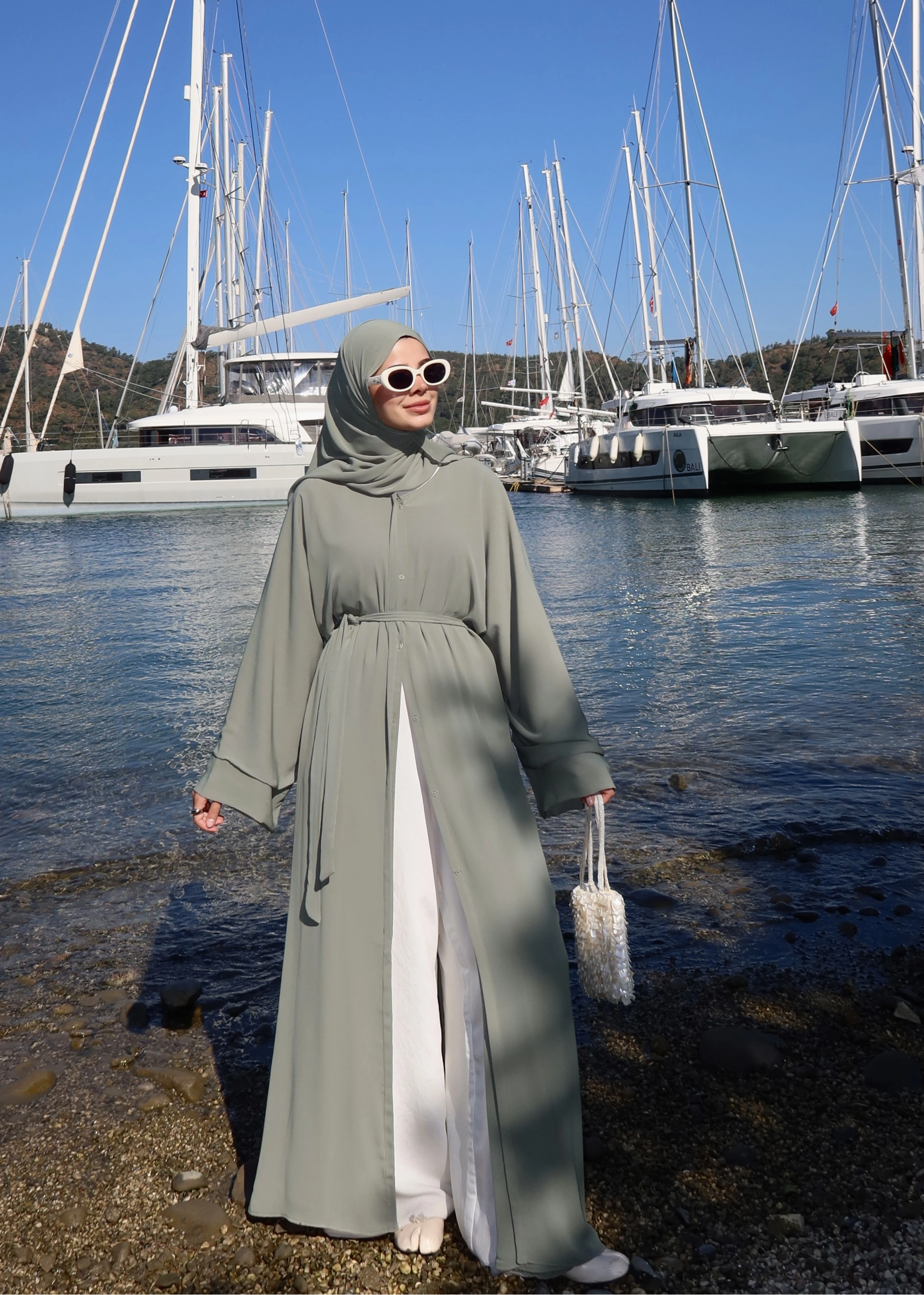 001 DÜĞMELİ şalı ŞİFON ABAYA mint