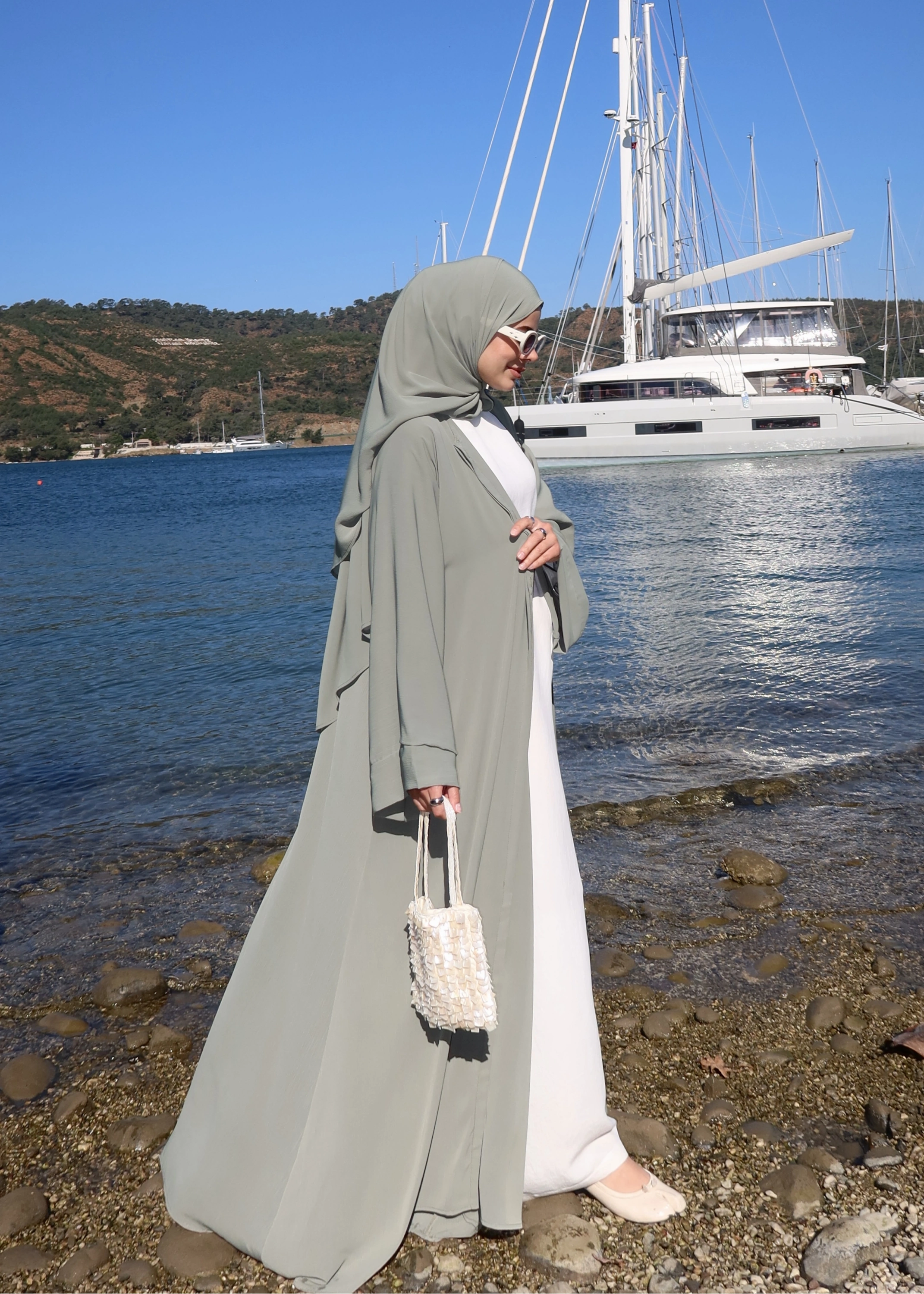 001 DÜĞMELİ şalı ŞİFON ABAYA mint