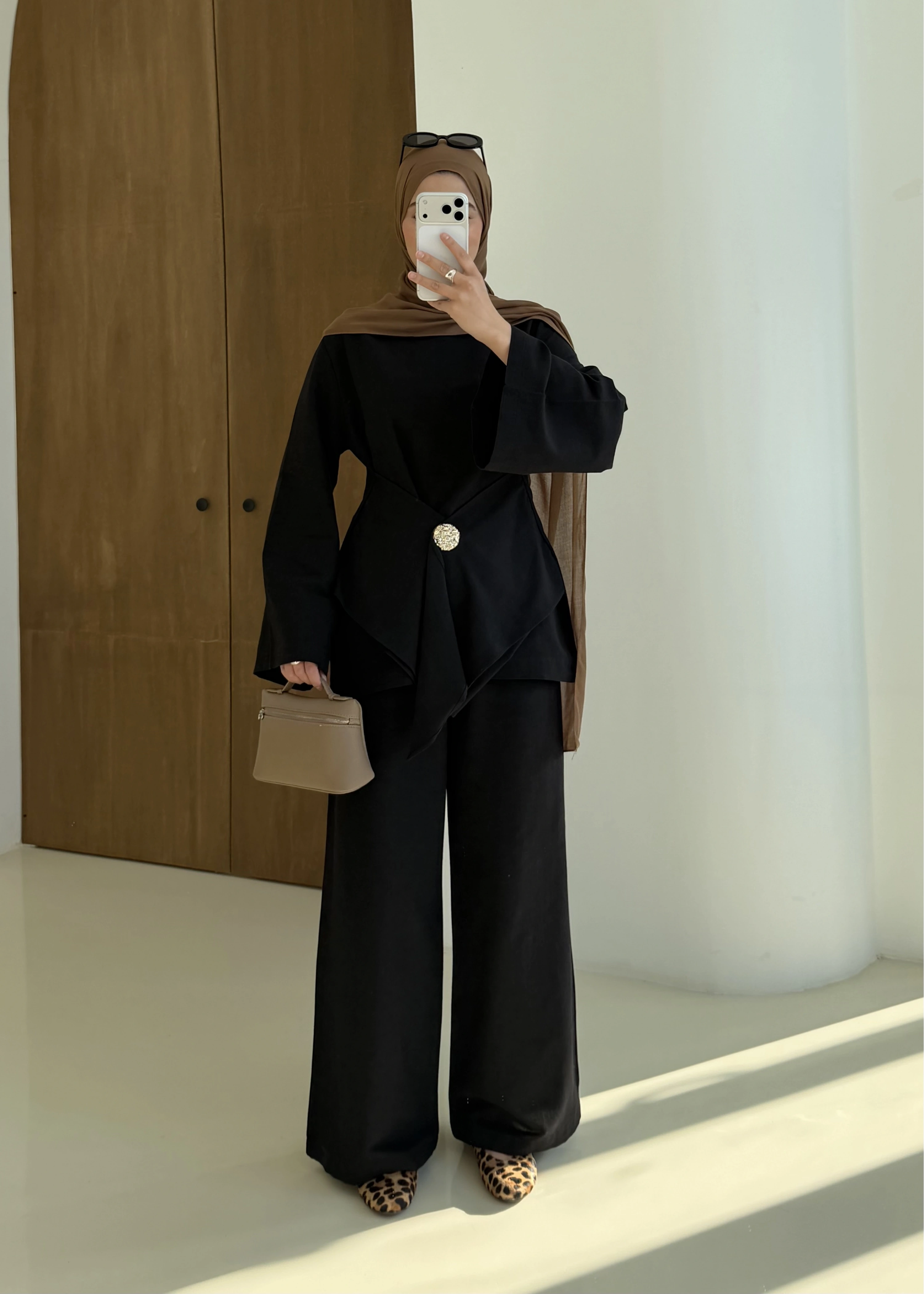 6020 KETEN BROŞ TAKIM SİYAH