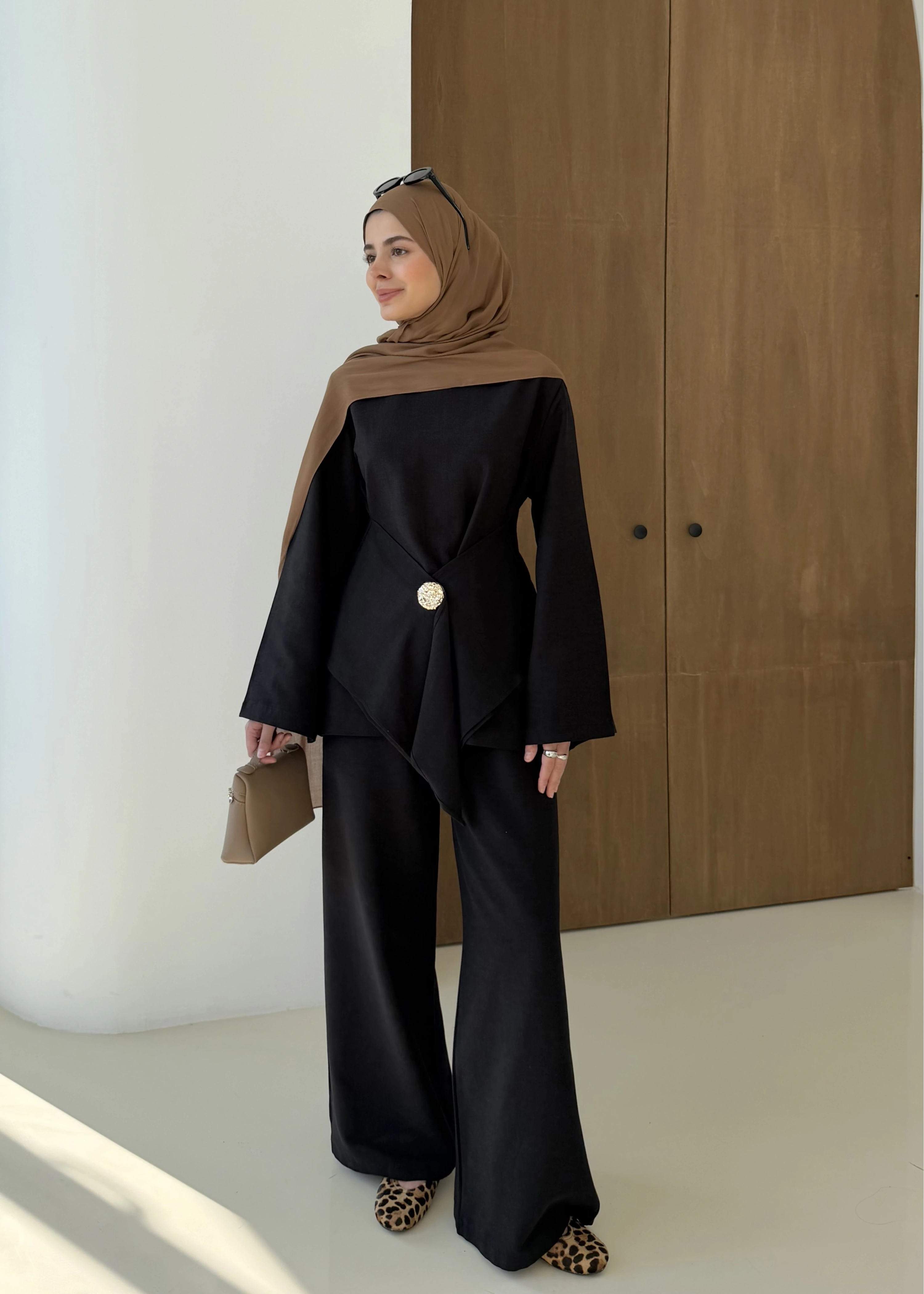 6020 KETEN BROŞ TAKIM SİYAH