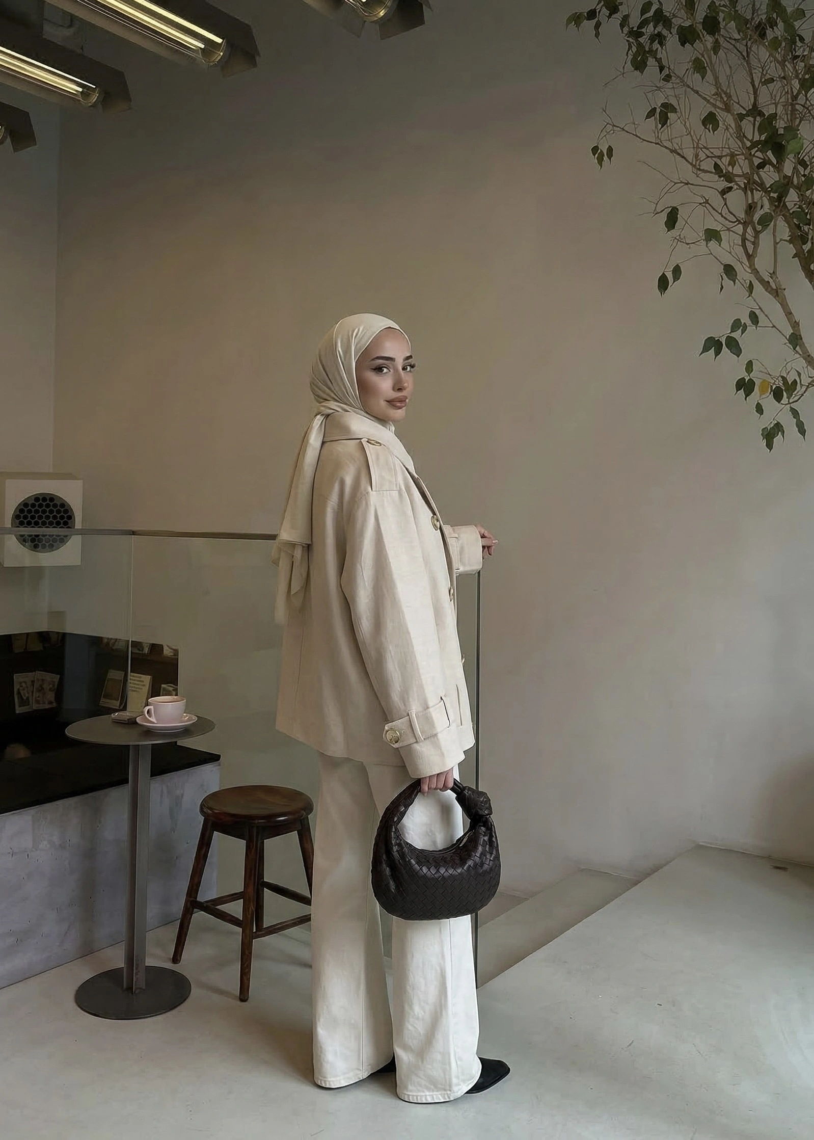 9697 Manşetli Kemerli Kruvaze Yaka Trençkot Keten