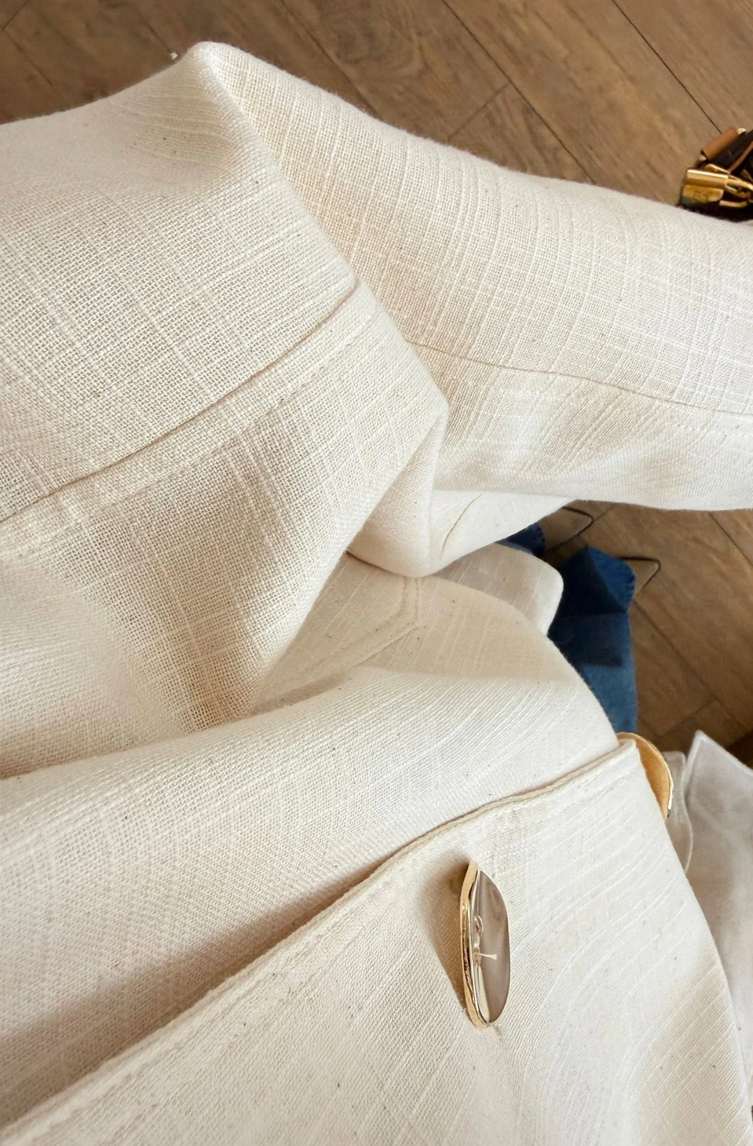 9697 Manşetli Kemerli Kruvaze Yaka Trençkot Keten