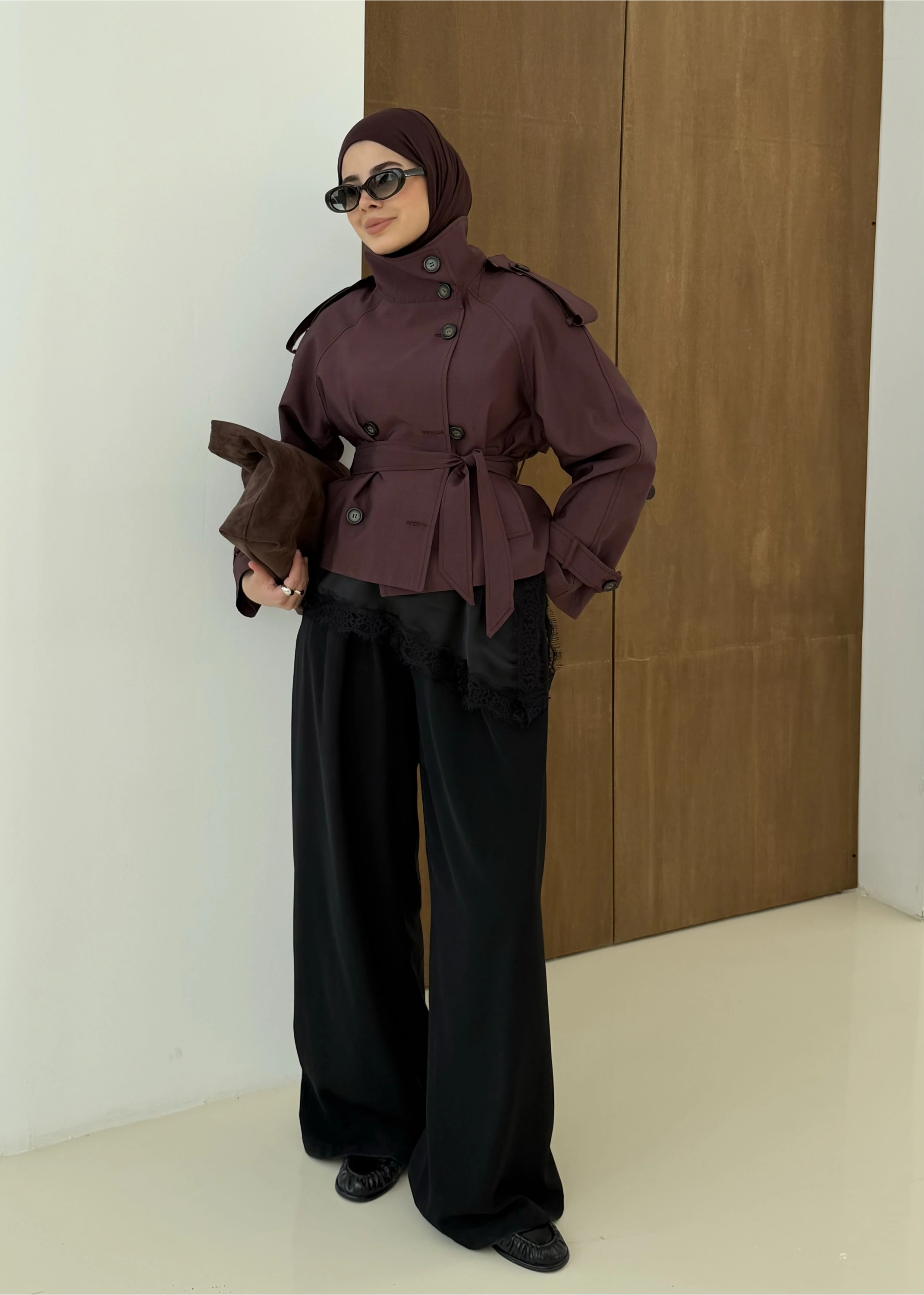 004 DİK YAKA KISA KUŞAKLI TRENÇKOT BORDO