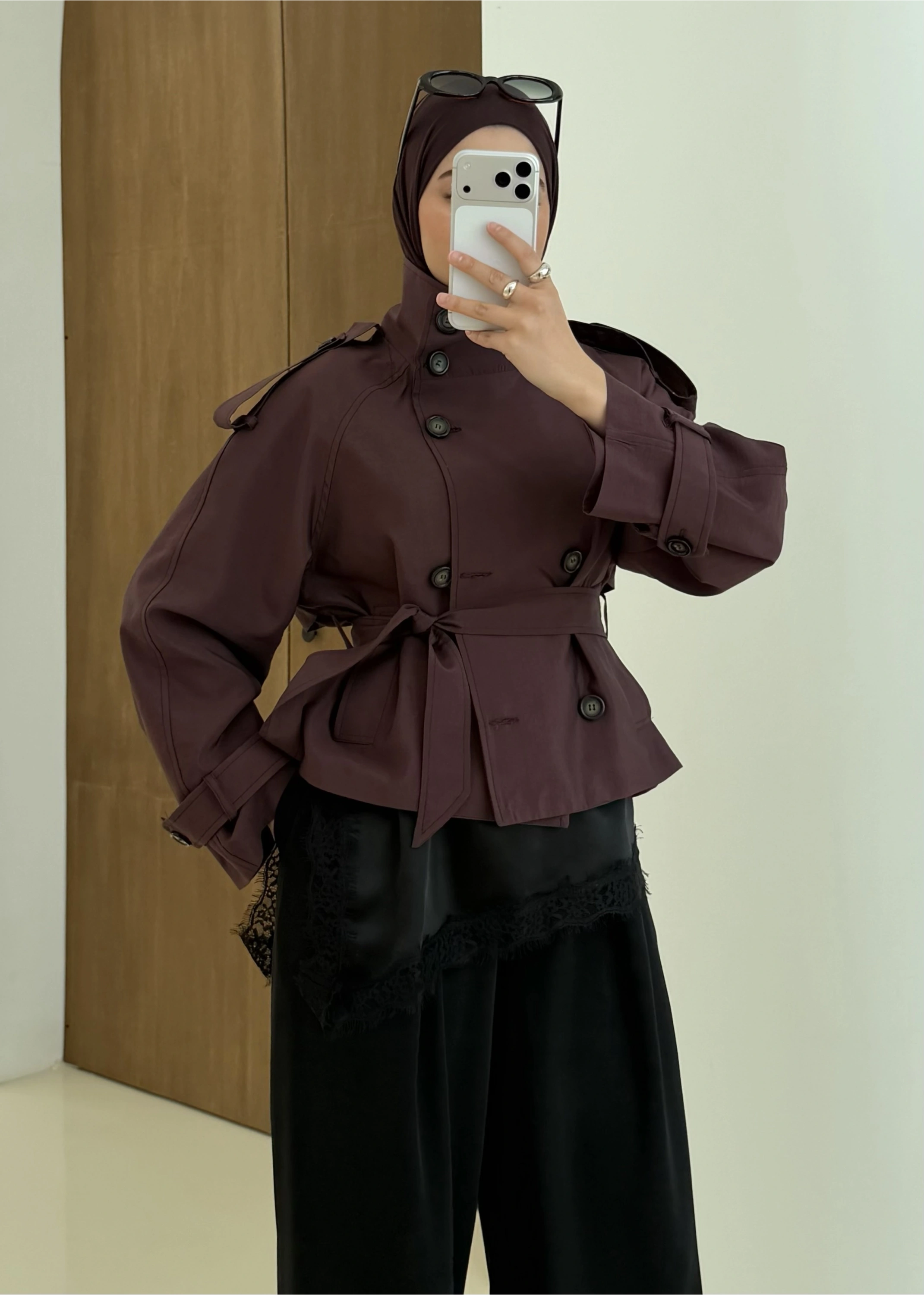 004 DİK YAKA KISA KUŞAKLI TRENÇKOT BORDO