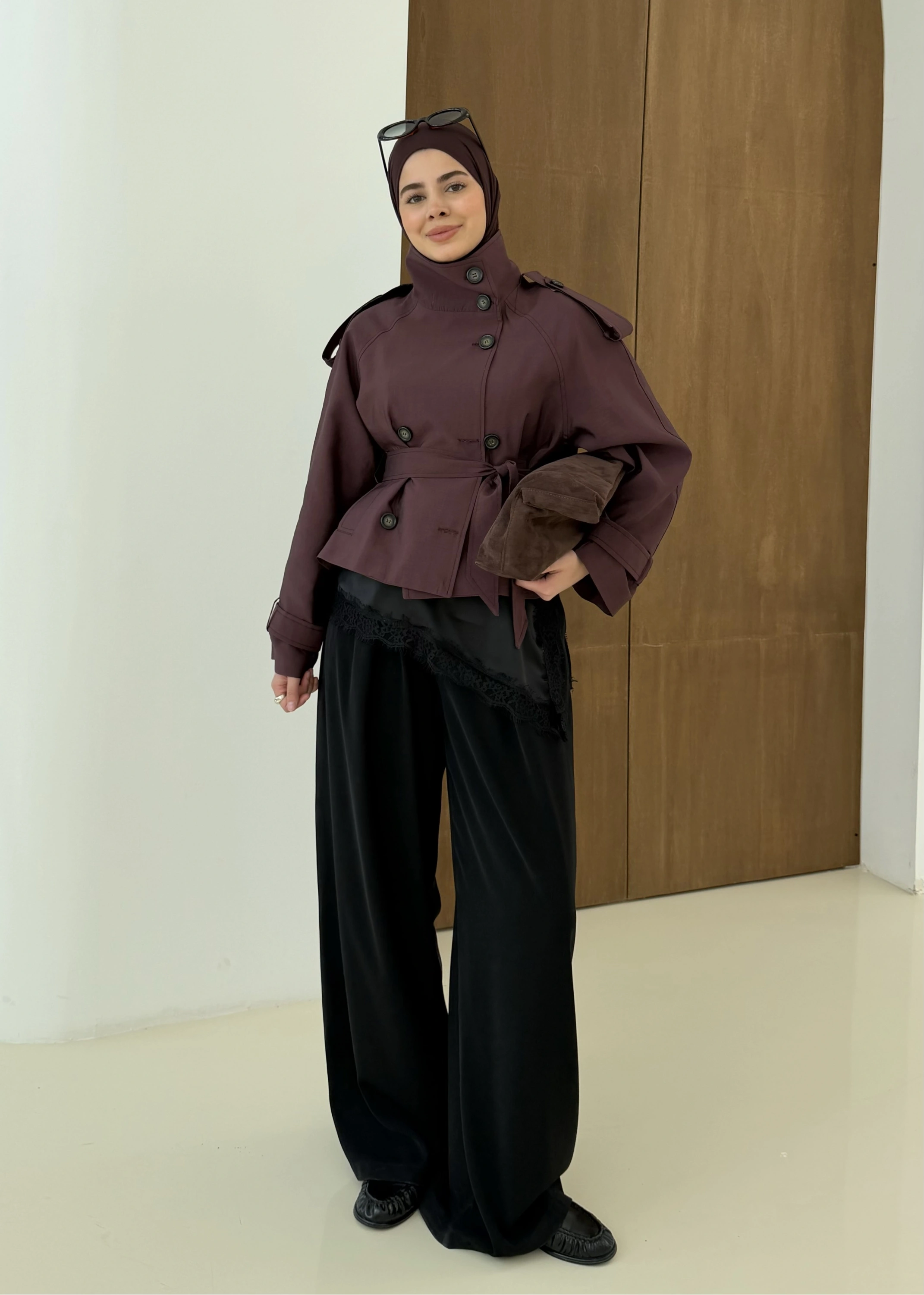 004 DİK YAKA KISA KUŞAKLI TRENÇKOT BORDO