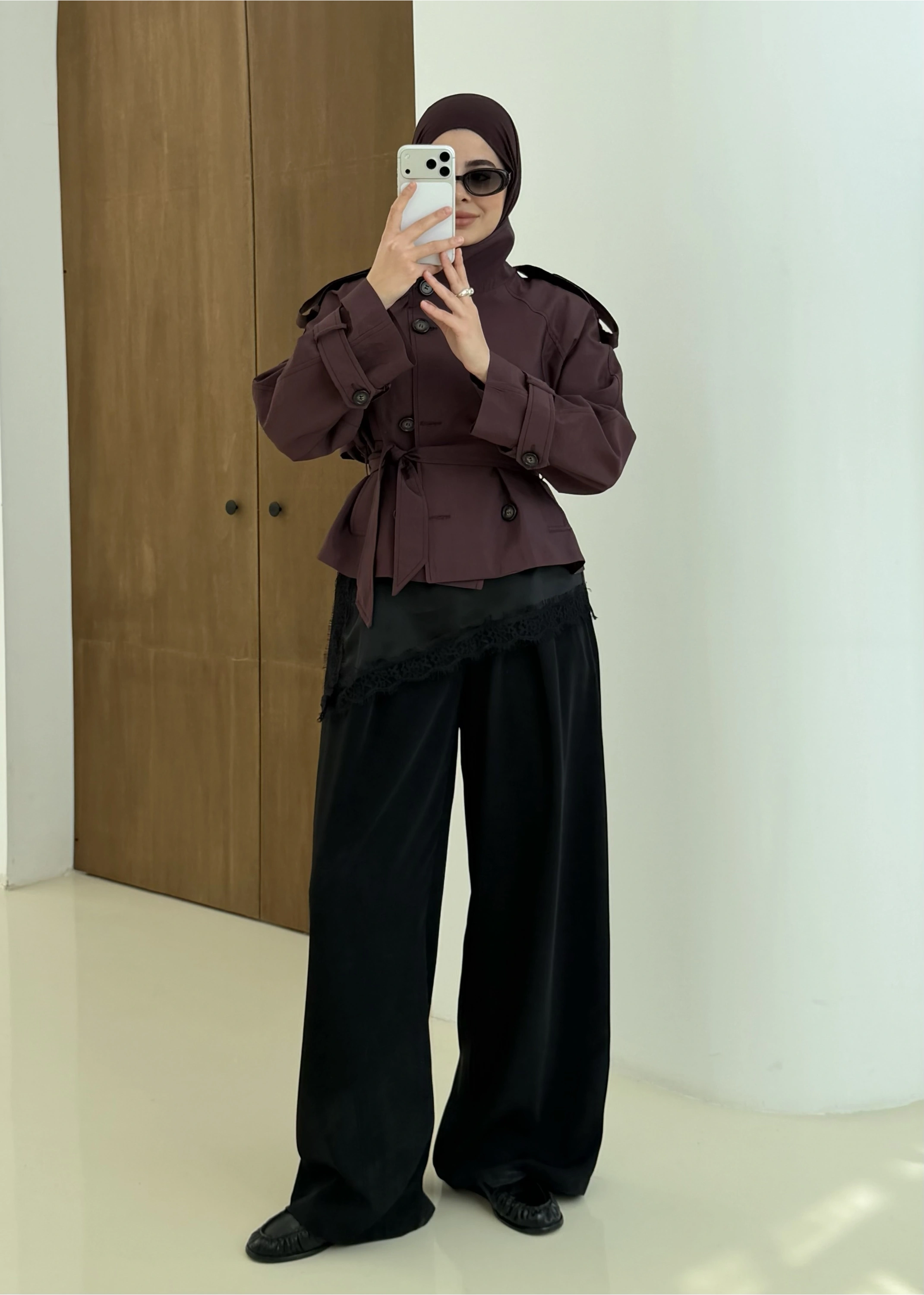 004 DİK YAKA KISA KUŞAKLI TRENÇKOT BORDO