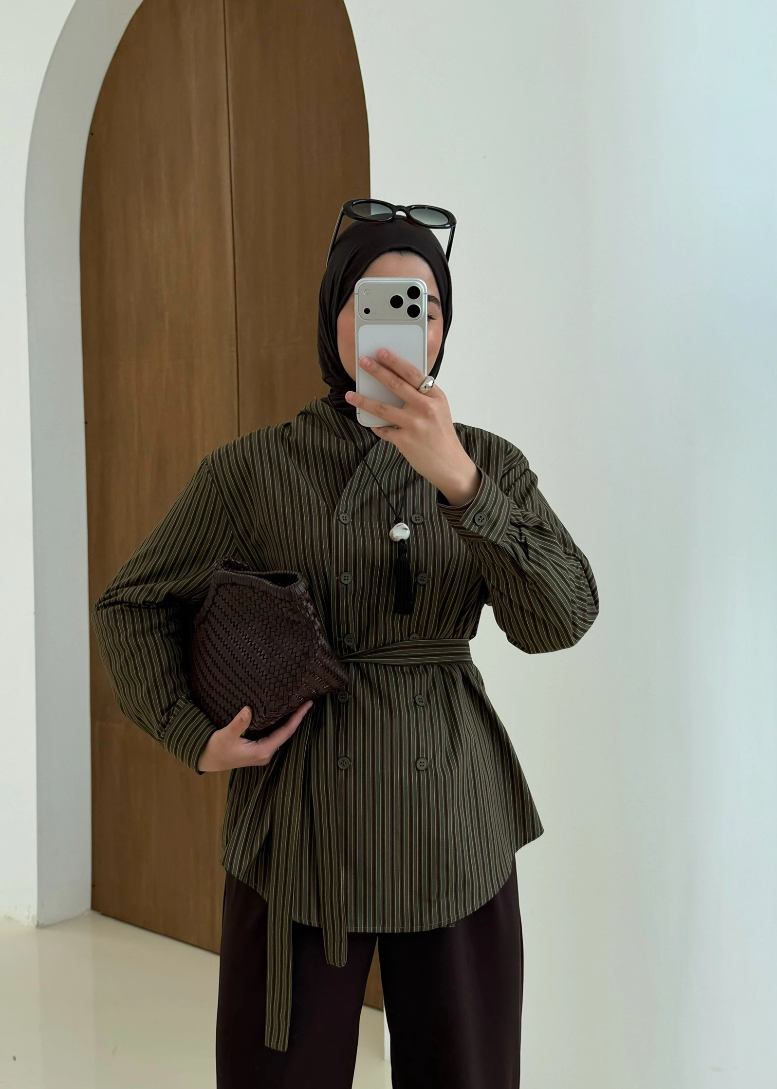 005 VATKALI KUŞAKLI GÖMLEK