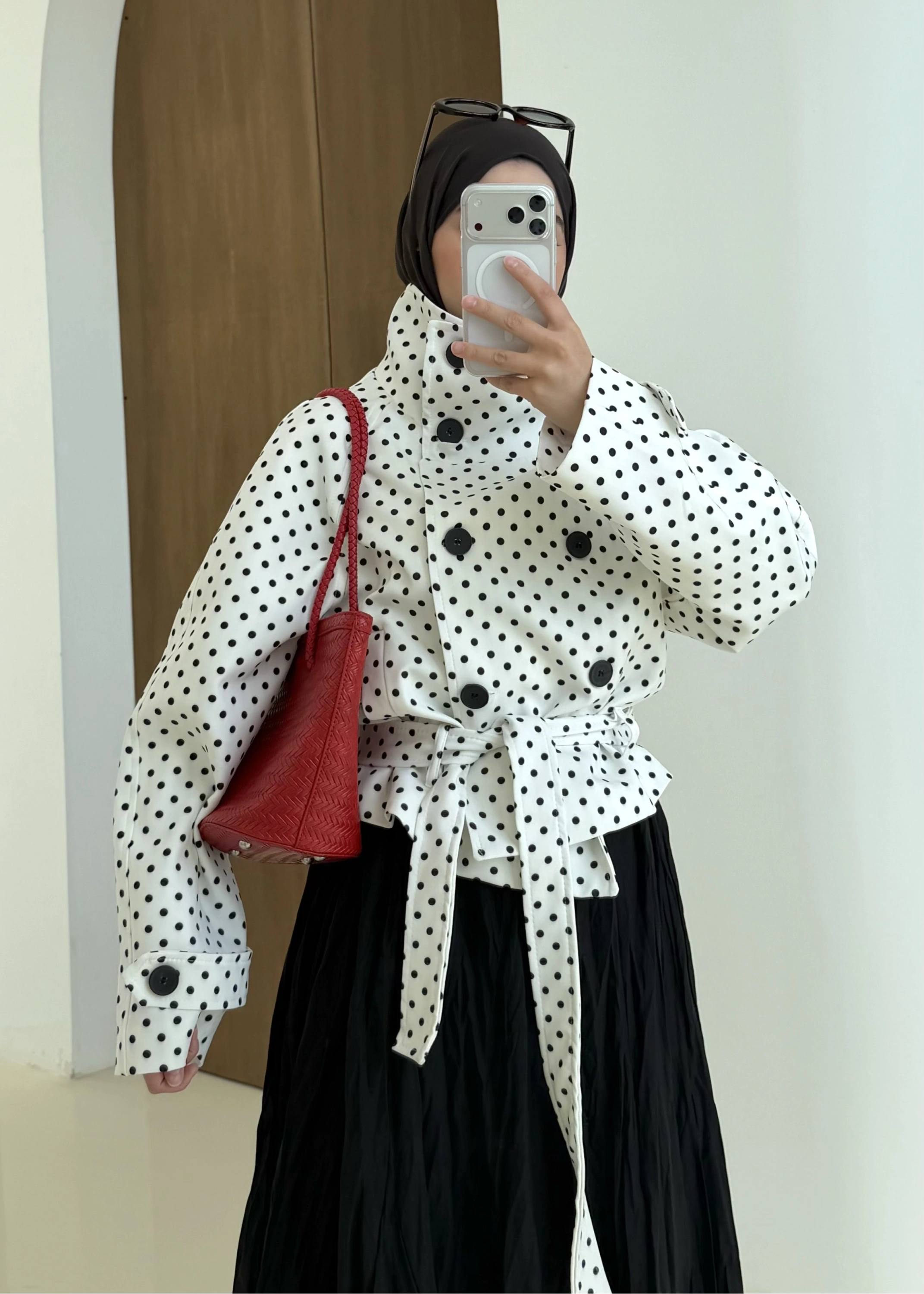 503357 PUANTİYE DİK YAKA TRENC