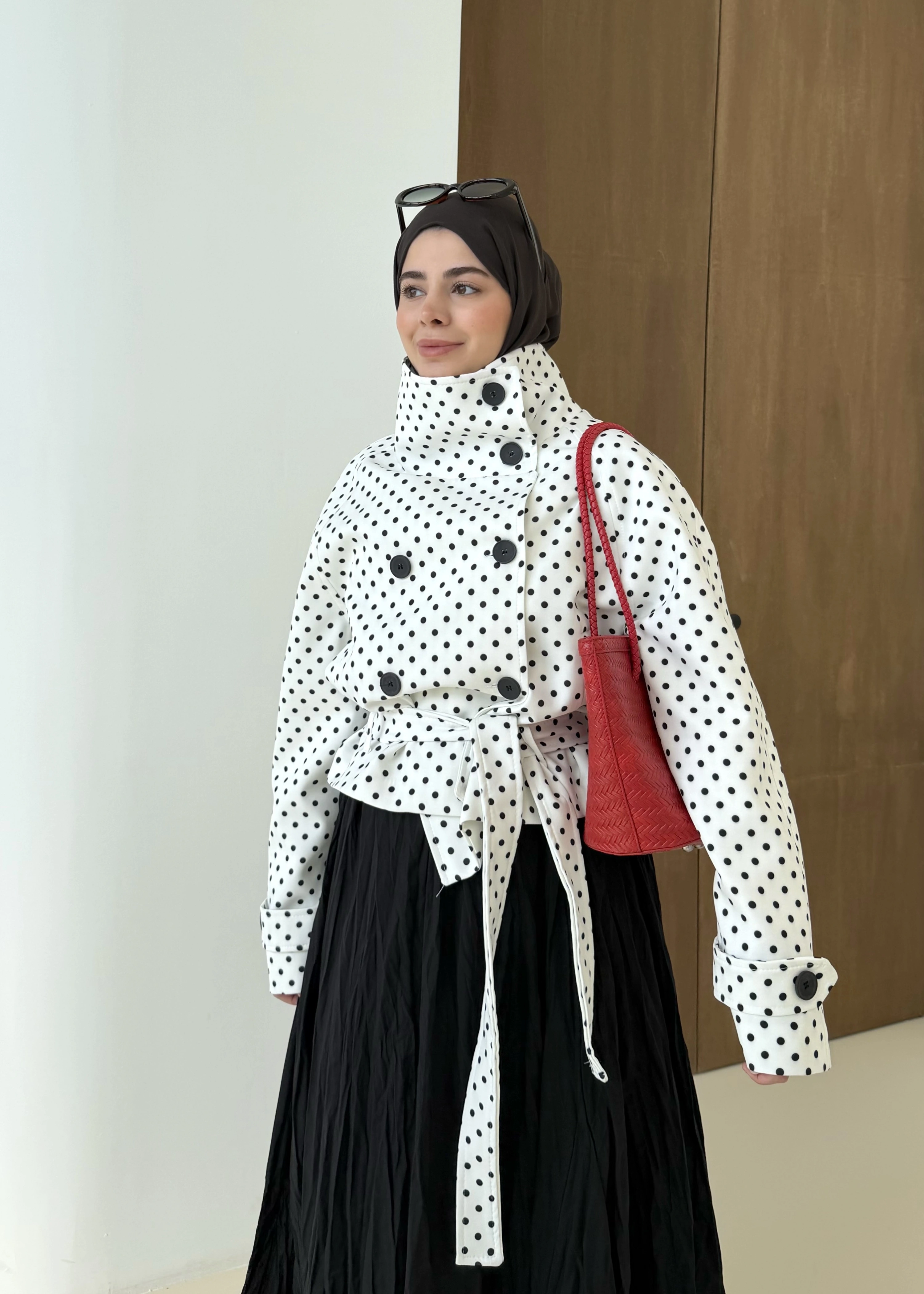 503357 PUANTİYE DİK YAKA TRENC