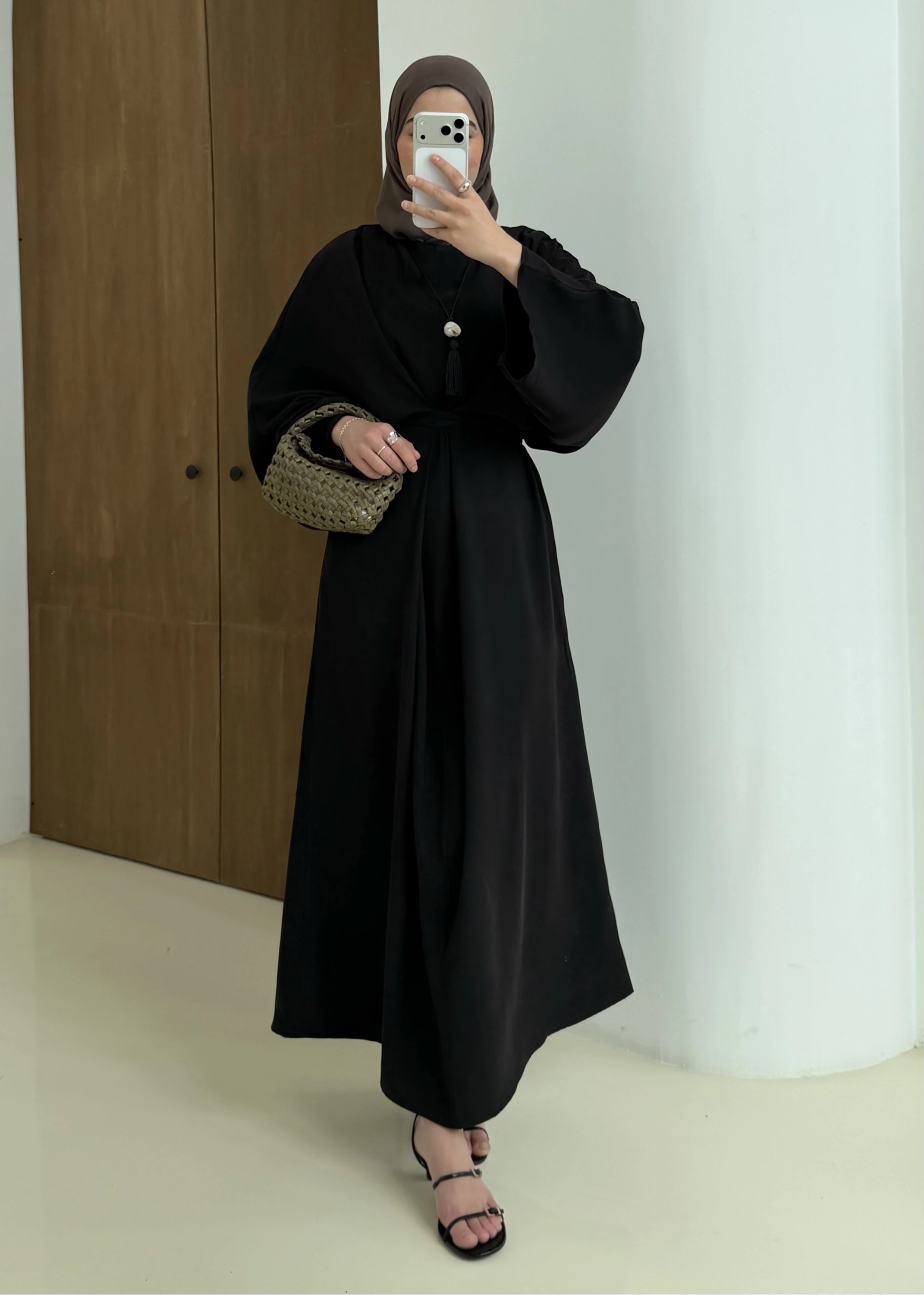 CH YANDAN BAĞLAMALI ZARİF ELBİSE siyah