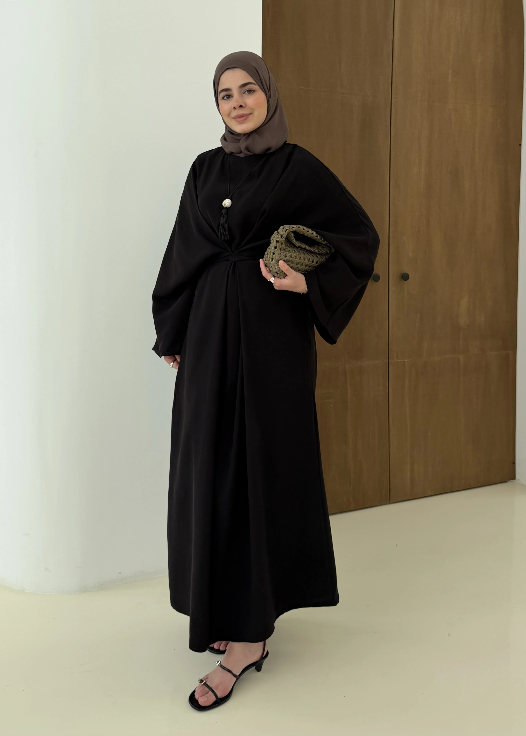 CH YANDAN BAĞLAMALI ZARİF ELBİSE siyah