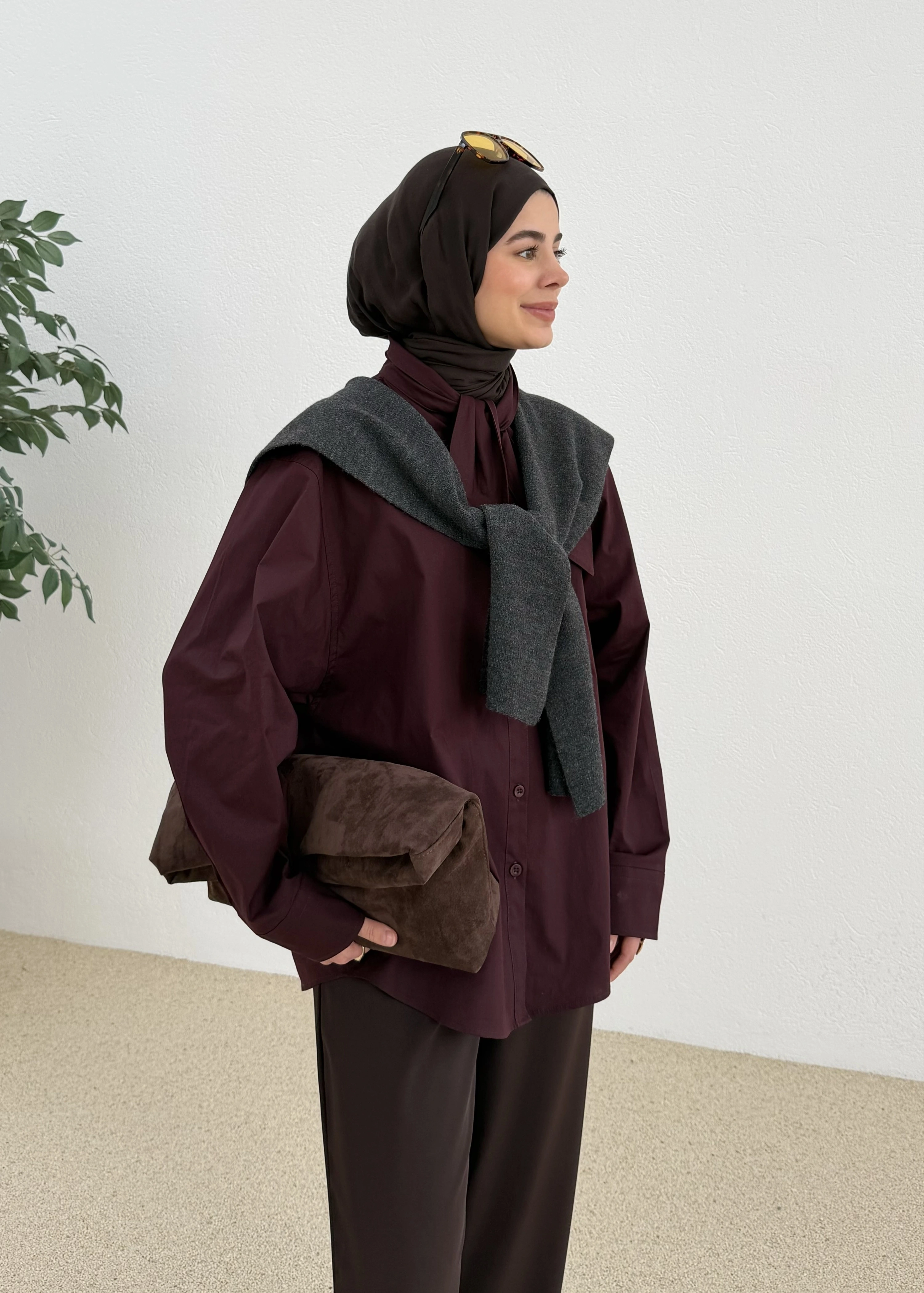 5407 FULAR YAKALI GÖMLEK MÜRDÜM