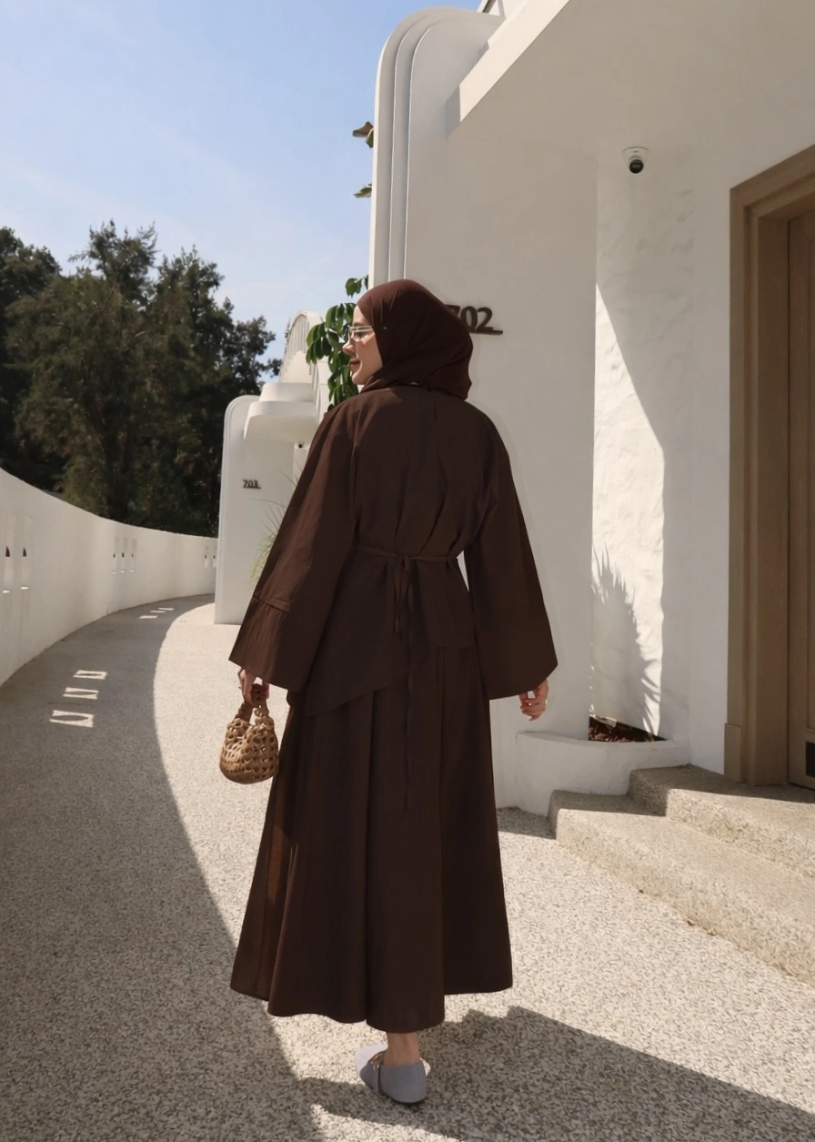 6025 BELDEN BAĞLAMA POPLİN ETEKLİ TAKIM KAHVE