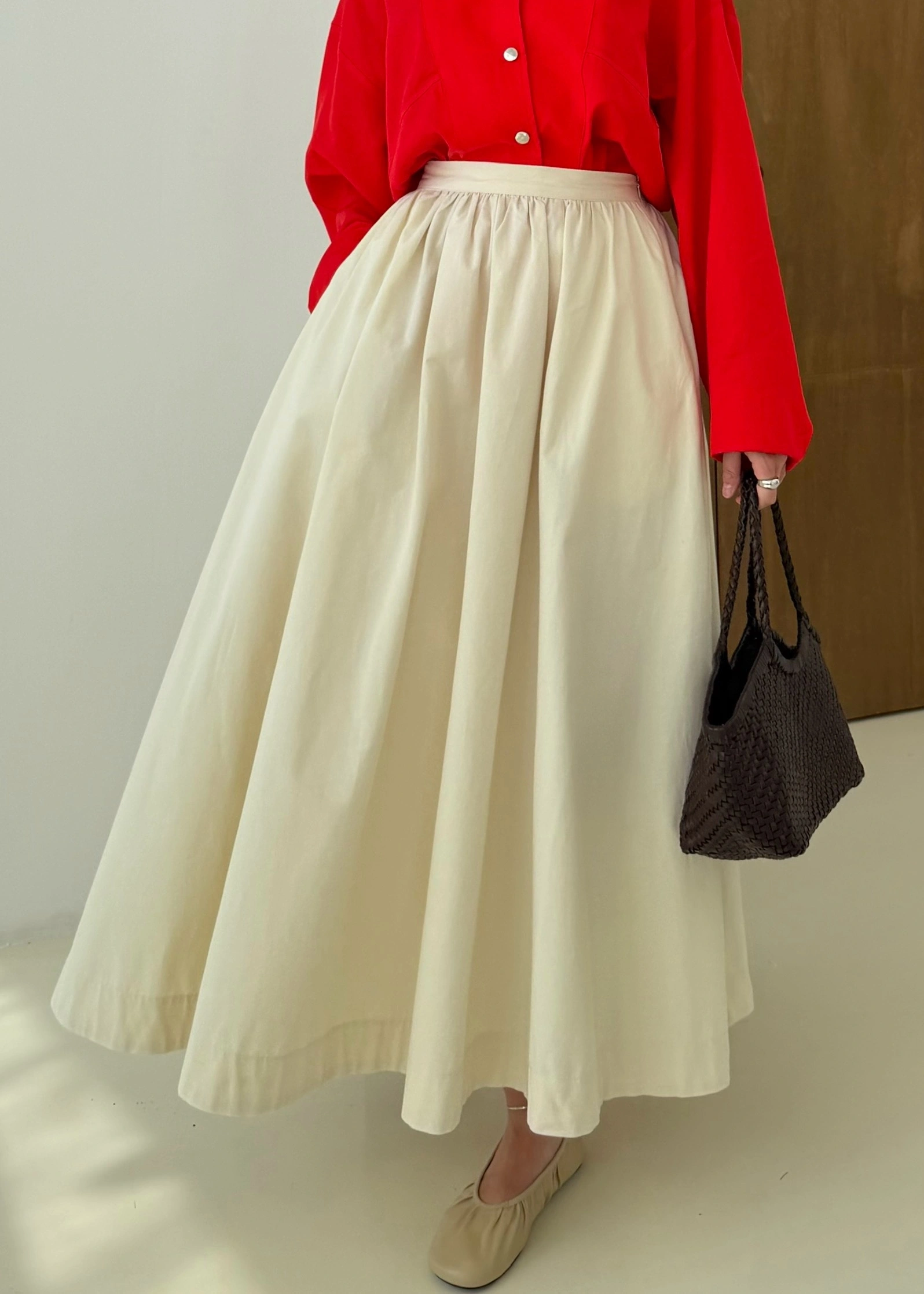 VOLÜMLÜ VANİLYA ETEK