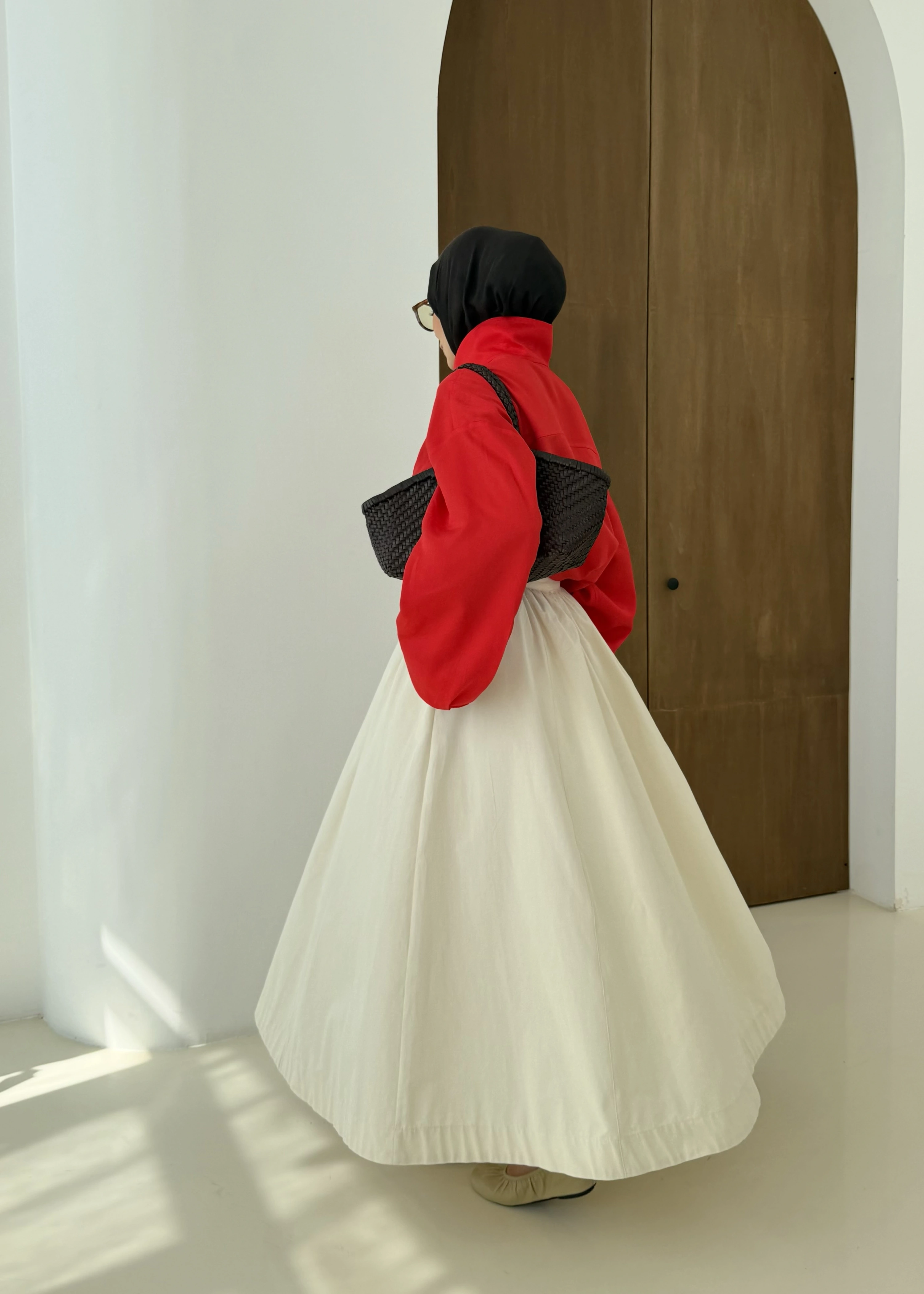 VOLÜMLÜ VANİLYA ETEK