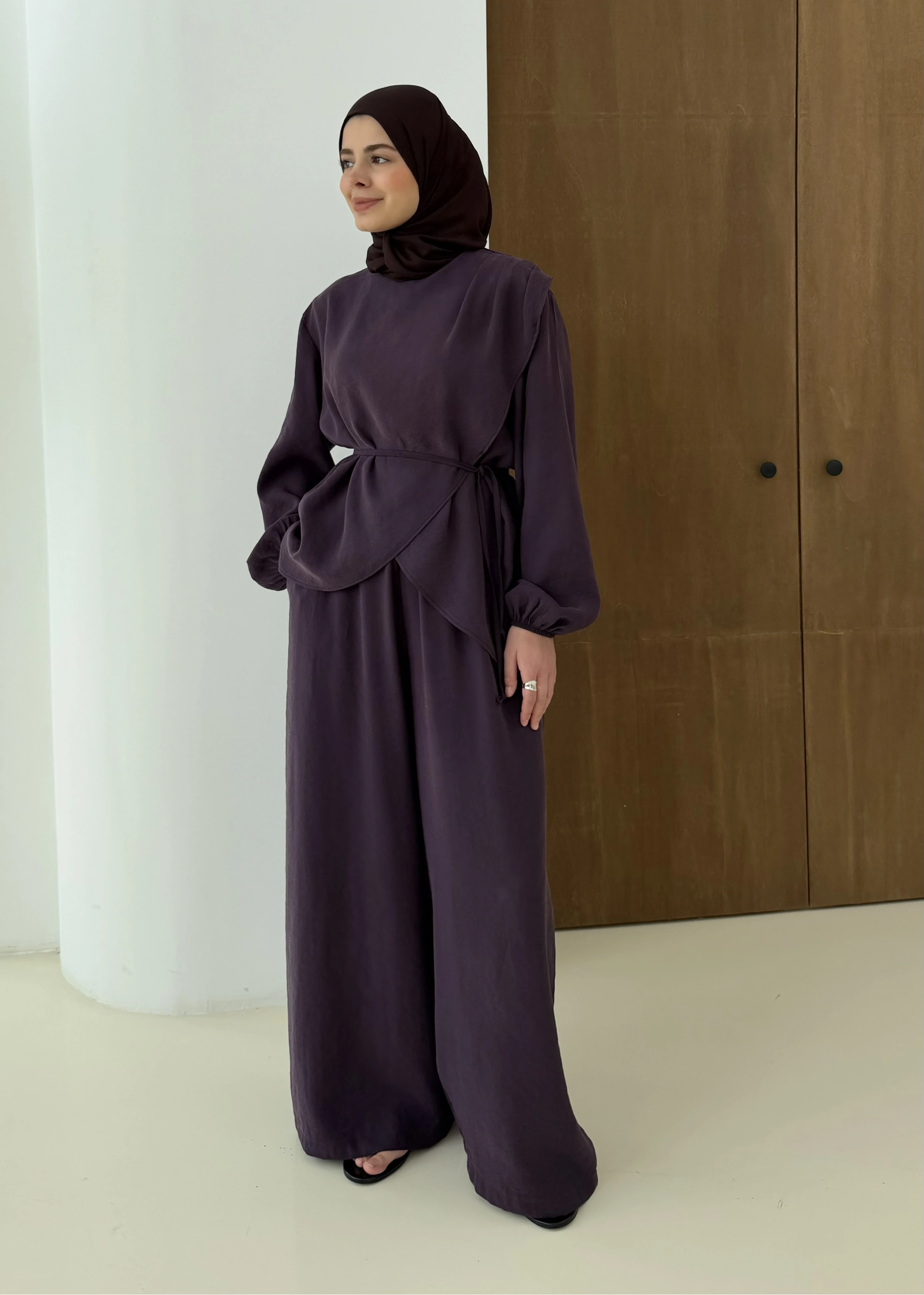 9118 ÇAPRAZ KAPAMALI TAKIM MÜRDÜM