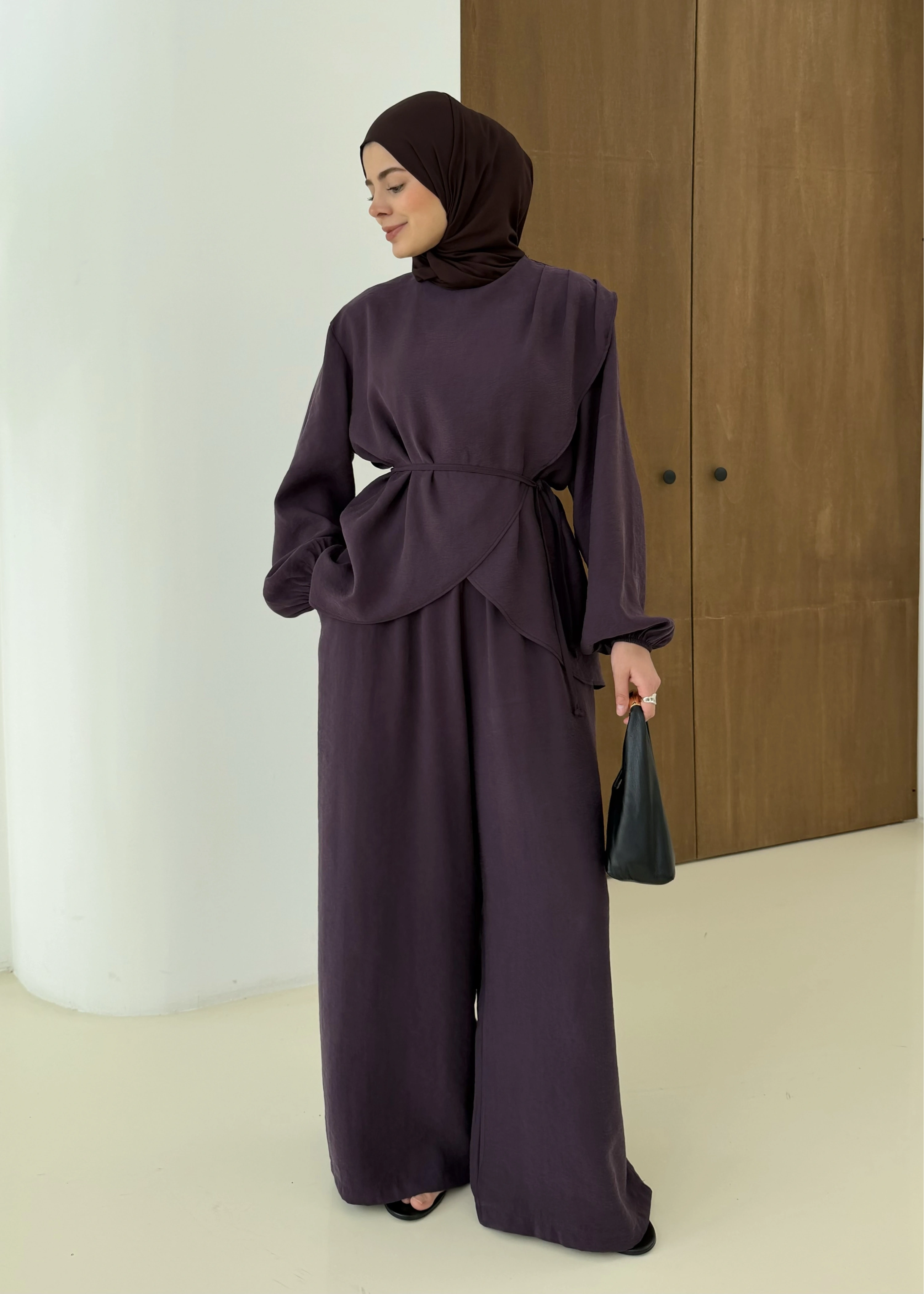 9118 ÇAPRAZ KAPAMALI TAKIM MÜRDÜM