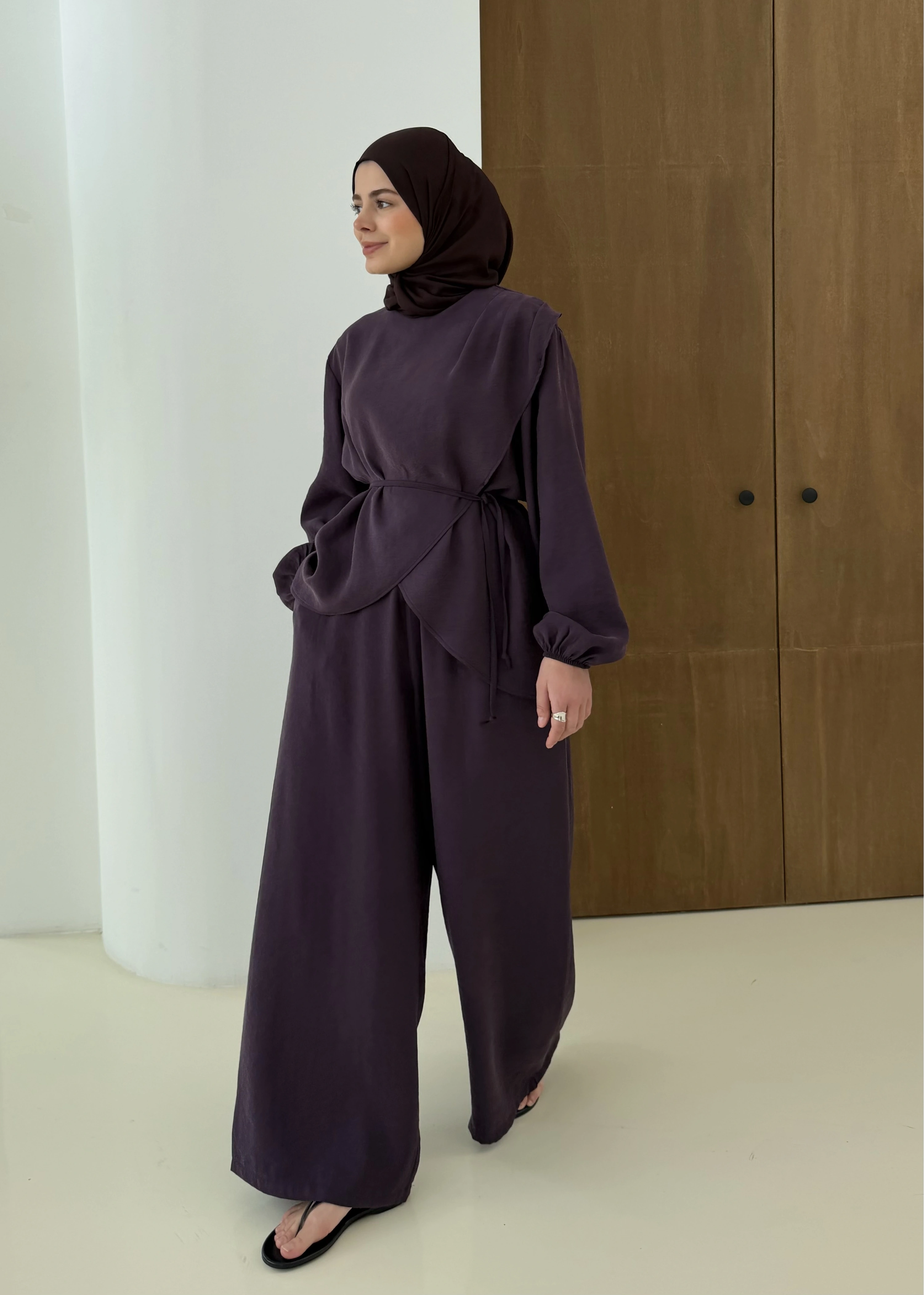 9118 ÇAPRAZ KAPAMALI TAKIM MÜRDÜM